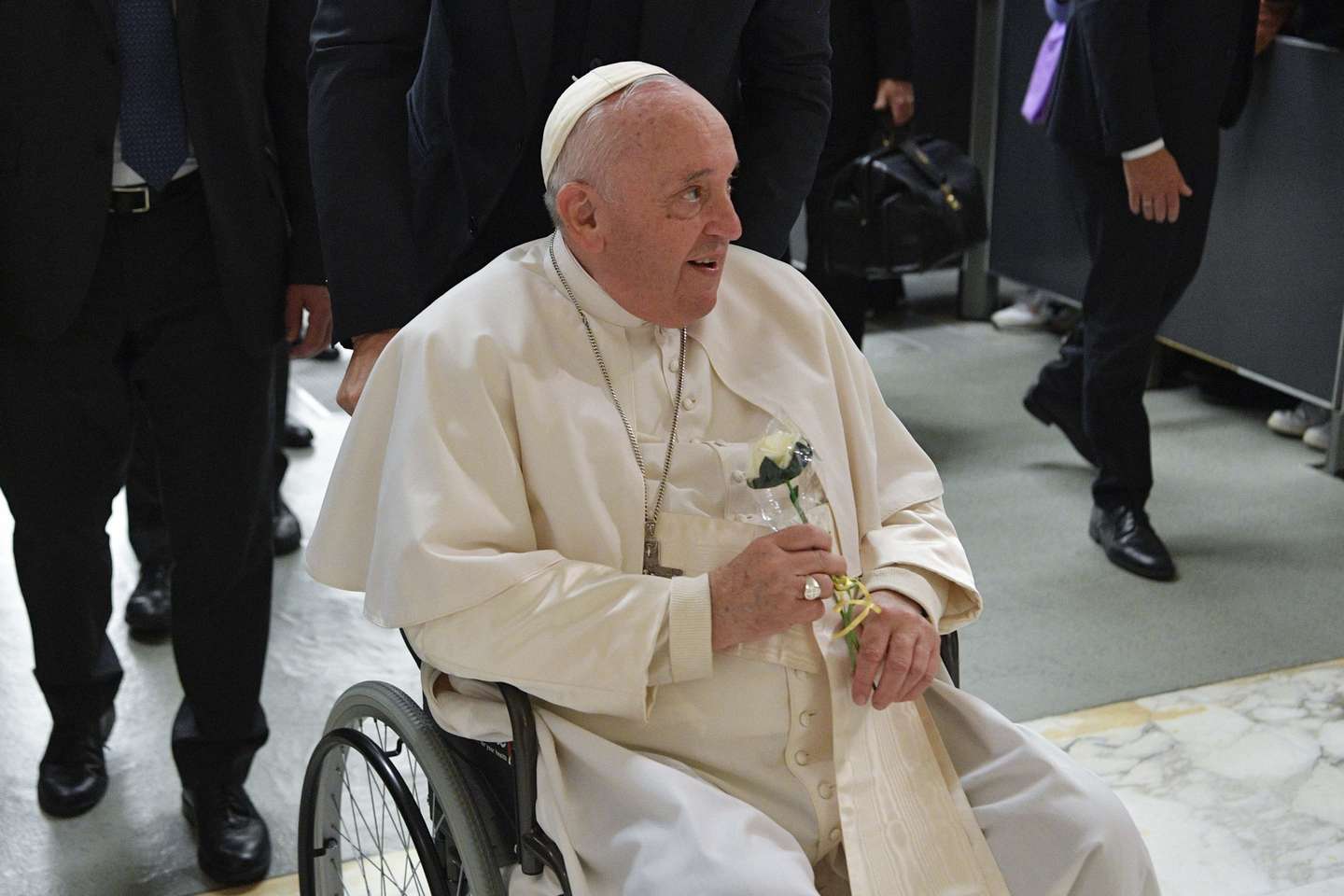 epa10314151 A handout photo made available by the Vatican Media shows Pope Francis during a special audience with members of Doctors with Africa CUAMM at the Vatican, 19 November 2022.  EPA/Vatican Media / HANDOUT  HANDOUT EDITORIAL USE ONLY/NO SALES