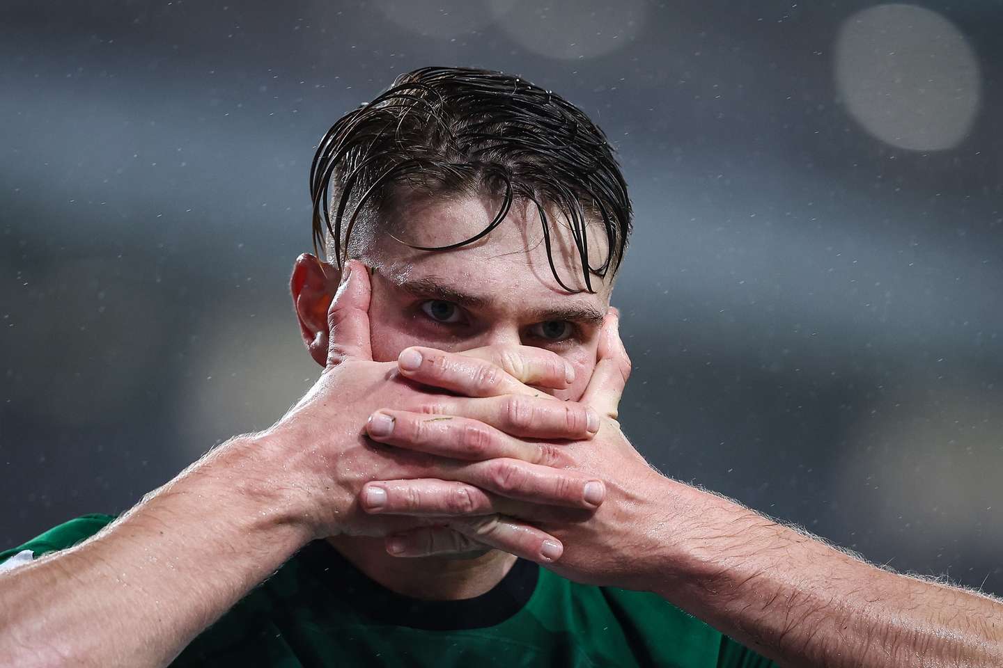 Sporting player Viktor Gyokeres celebrates after scoring a goal against Sporting de Braga during the First League Soccer match held at Alvalade Stadium, in Lisbon, Portugal, 11 February 2024. RODRIGO ANTUNES/LUSA
