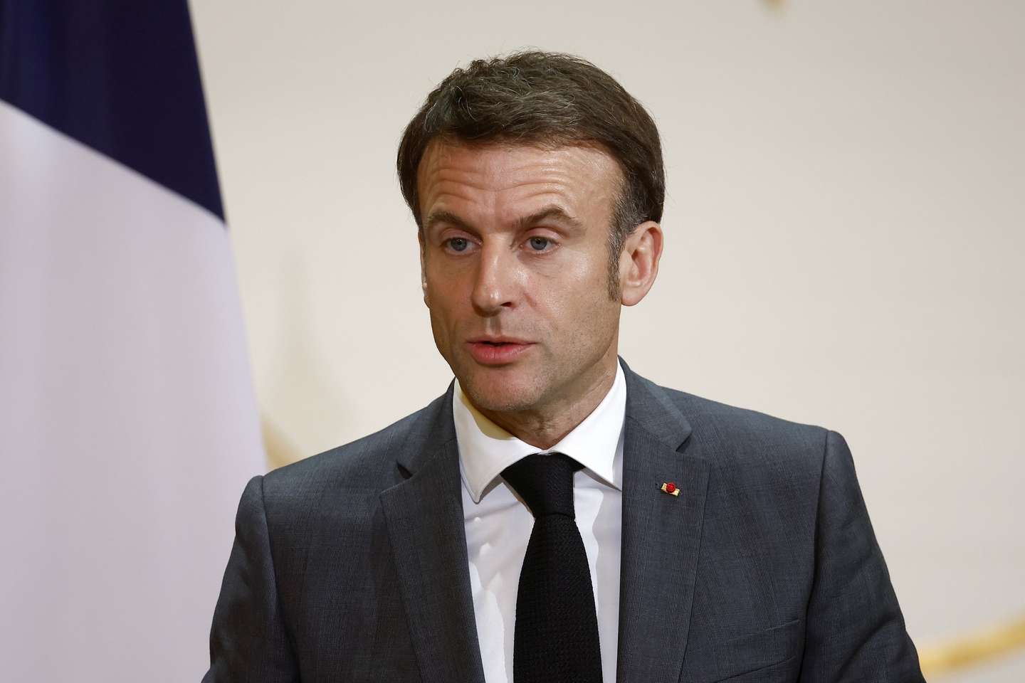 epa11228472 French President Emmanuel Macron delivers his speech during a ceremony celebrating the 80th anniversary of the Council of French Jewish Institutions (CRIF - Conseil Representatif des Institutions juives de France) at the Elysee Palace in Paris, France, 18 March 2024.  EPA/YOAN VALAT / POOL