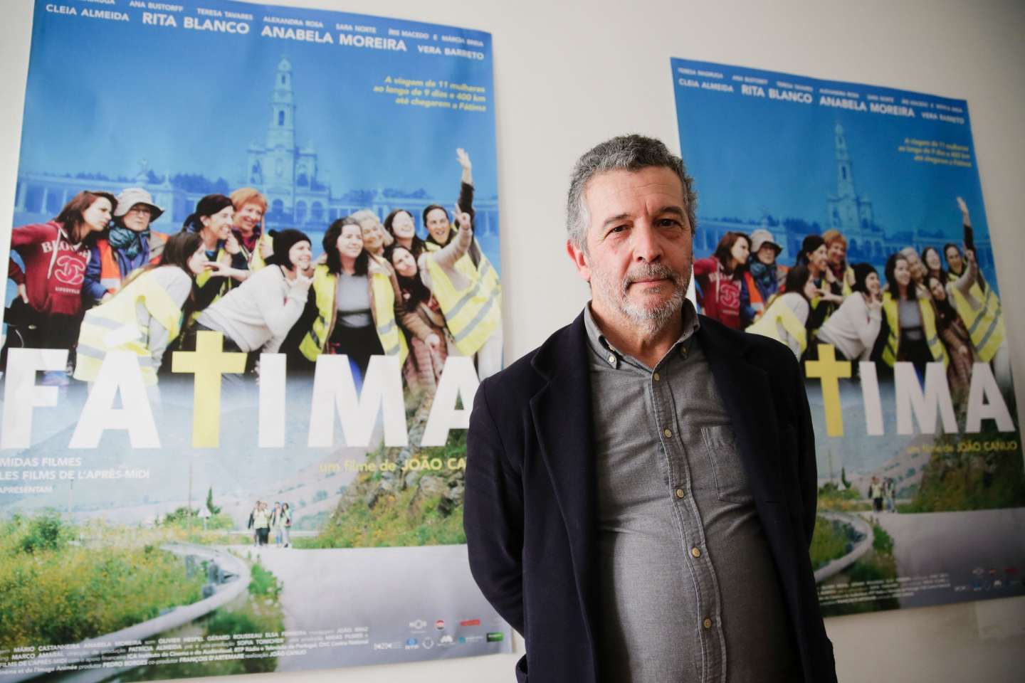 O realizador João Canijo fala em entrevista à Agência Lusa sobre o seu novo filme "Fátima", em em Lisboa, 10 de abril de 2017. "Fátima", que se estreia no próximo dia 27, é um filme de ficção inspirado na realidade portuguesa, interpretado por onze atrizes que acompanharam várias peregrinações e a vida de uma localidade transmontana, para depois construirem as personagens. (ACOMPANHA TEXTO DO DIA 12 DE ABRIL DE 2017). TIAGO PETINGA/LUSA