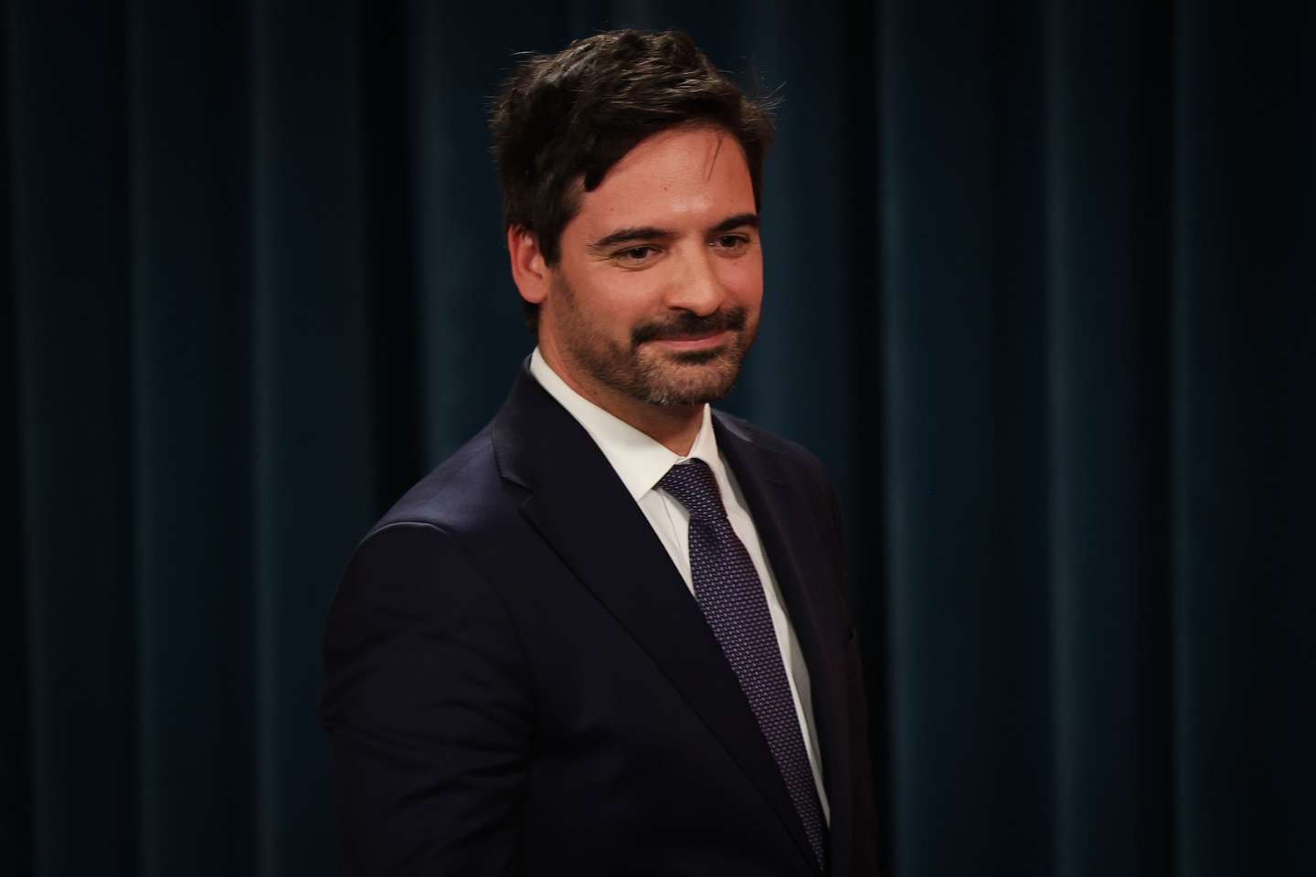 O novo secretário de Estado Adjunto e da Educação, Alexandre Homem Cristo, durante a cerimónia de posse dos secretários de Estado do XXIV Governo Constitucional, no Palácio da Ajuda, em Lisboa, 05 de abril de 2024. JOSÉ SENA GOULÃO/LUSA