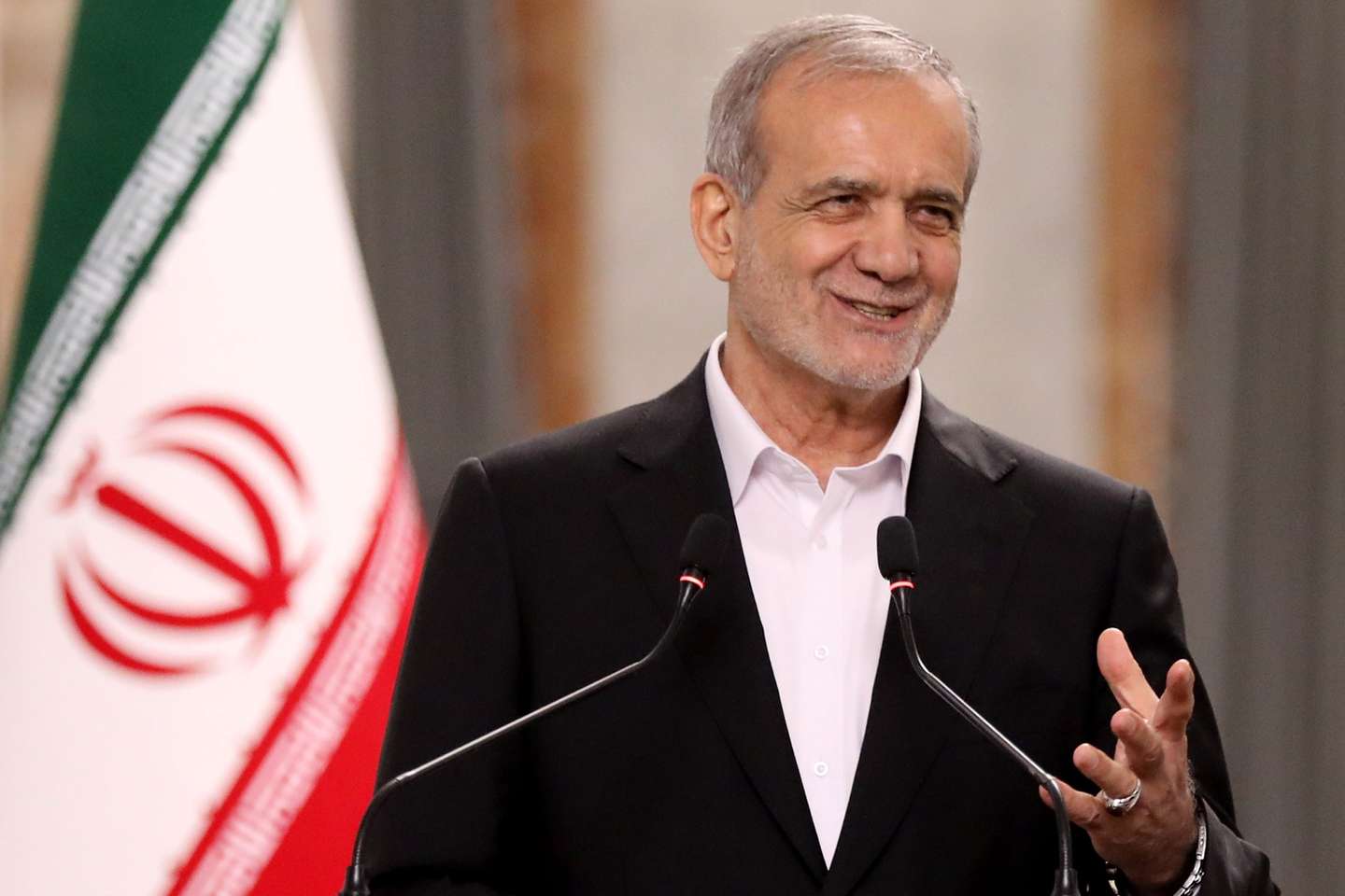 epa11598593 Iranian President Masoud Pezeshkian speaks during a press conference with Iraqi Prime Minister Mohammed Shia al-Sudani (unseen) at the government palace in Baghdad, Iraq, 11 September 2024. Pezeshkian is leading a high-ranking Iranian delegation on a visit to Baghdad, the first trip abroad since he took office in July.  EPA/AHMED JALIL / POOL