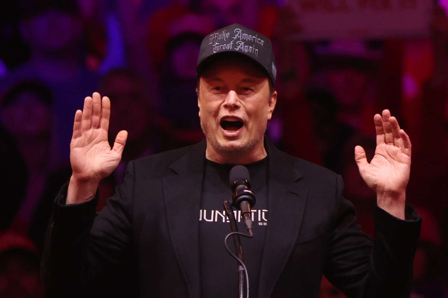 epa11688258 Elon Musk, businessman, speaks during a rally held for former US President and Republican presidential candidate Donald Trump, at Madison Square Garden in New York, New York, USA, 27 October 2024. Trump is facing US Vice President and Democratic presidential candidate Kamala Harris in the upcoming election on 05 November 2024.  EPA/SARAH YENESEL