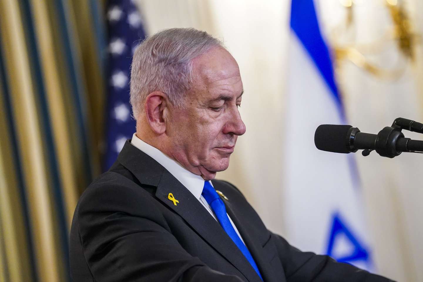 epa12415257 Israeli Prime Minister Benjamin Netanyahu attends a joint press conference with US President Donald Trump, in the State Dining Room of the White House in Washington, DC, USA, 29 September 2025. In their Oval Office meeting, Trump pressed Netanyahu to accept a peace deal to end Israel’s on-going war in Gaza, and for Hamas to free their remaining hostages.  EPA/WILL OLIVER / POOL