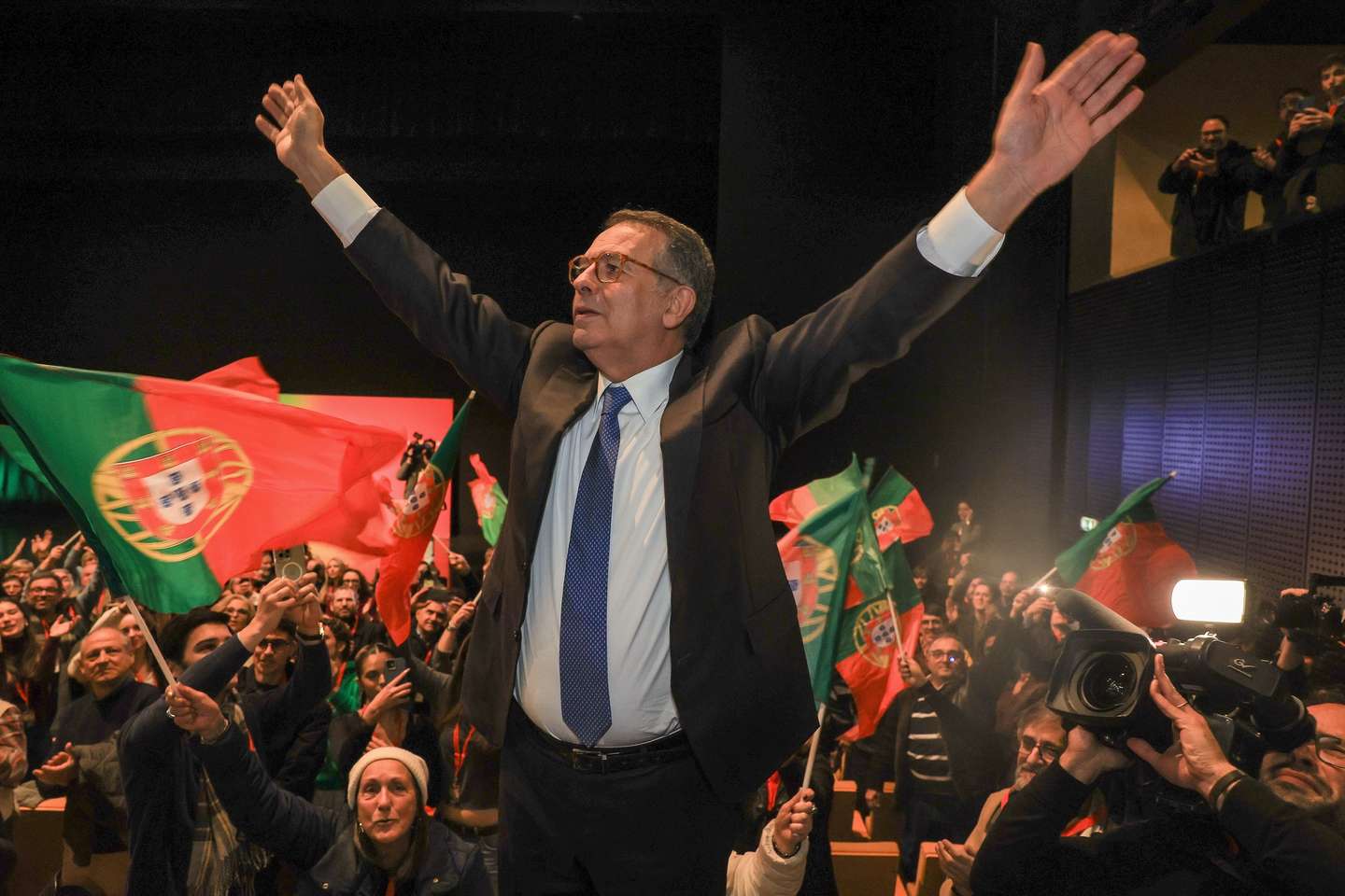 Presidential candidate António José Seguro reacts after advancing to the second round of the presidential elections at his campaign headquarters in Caldas da Rainha, Portugal, 18 January 2026. Portugal is preparing for the second time to elect the President of the Republic in the second round of the presidential elections, which will take place on the 8th of February, and which will pit António José Seguro against André Ventura. JOSÉ COELHO/LUSA