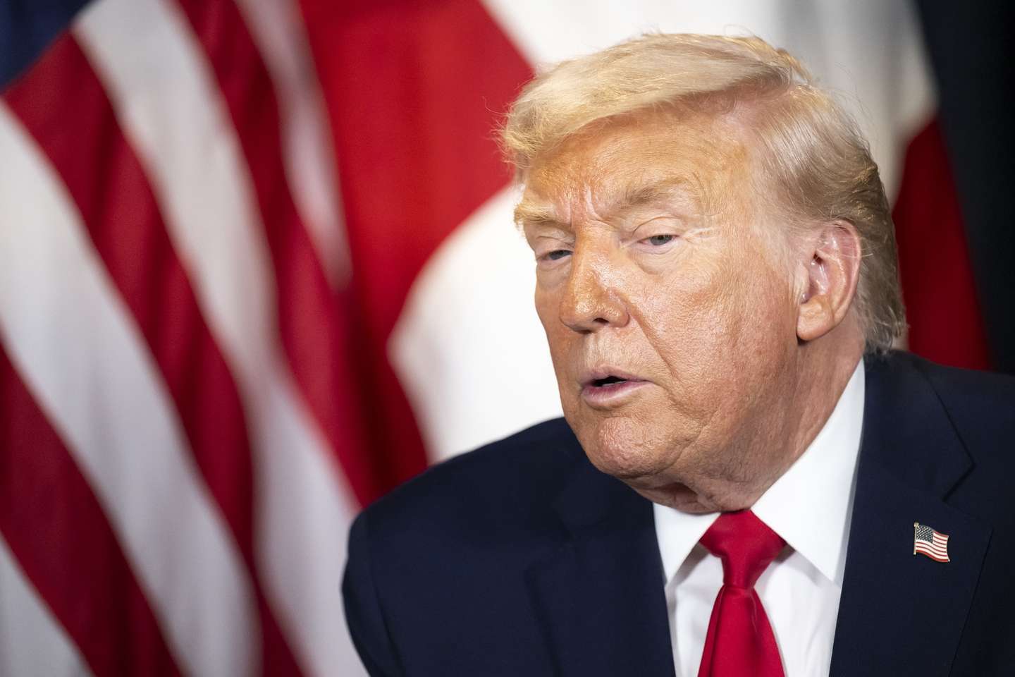 epa12667990 US President Donald Trump speaks prior to a bilateral meeting with Swiss officials on the sidelines of the 56th annual meeting of the World Economic Forum (WEF) in Davos, Switzerland, 21 January 2026. The 2026 summit, running from 19 to 23 January and held under the theme 'A Spirit of Dialogue,' brings together global political leaders, corporate executives, and scientists to address international challenges.  EPA/LAURENT GILLIERON / POOL