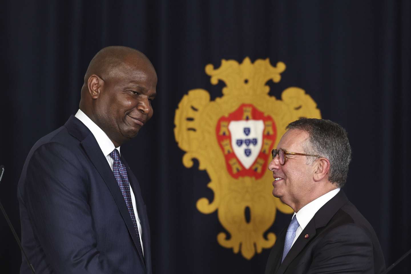 Portugal's President Antonio José Seguro (R) and Mozambique President Daniel Chapo (L) during a press conference following their meeting  at Belem Palace, Lisbon, Portugal, 15 July 2026. Mozambique  president Daniel Chapo arrives in Lisbon for a four-day official visit.  ANTONIO COTRIM/LUSA