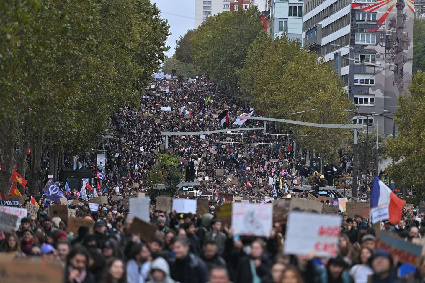 epa13327969 Protesters take part in a demonstration against rising living costs and cuts to public services in Paris, France, 24 October 2026. Some 70,000 police and security personnel are deployed across France following violent nationwide protests on 17 October 2026 involving Yellow Vest (Gilets Jaunes) activists, high school and university students, trade unions and other groups protesting against rising fuel prices and deteriorating public services.  EPA/FIRAS ABDULLAH