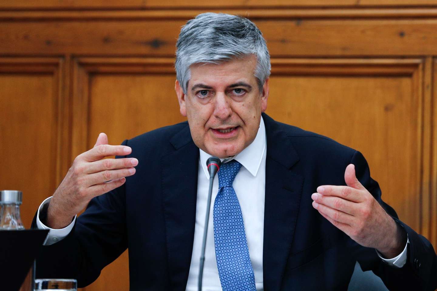 O presidente do Fundo de Resolução, Luís Máximo dos Santos, durante a sua audição perante os deputados da Comissão de Orçamento e Finanças, na Assembleia da República, em Lisboa, 16 de setembro de 2020. ANTÓNIO COTRIM/LUSA