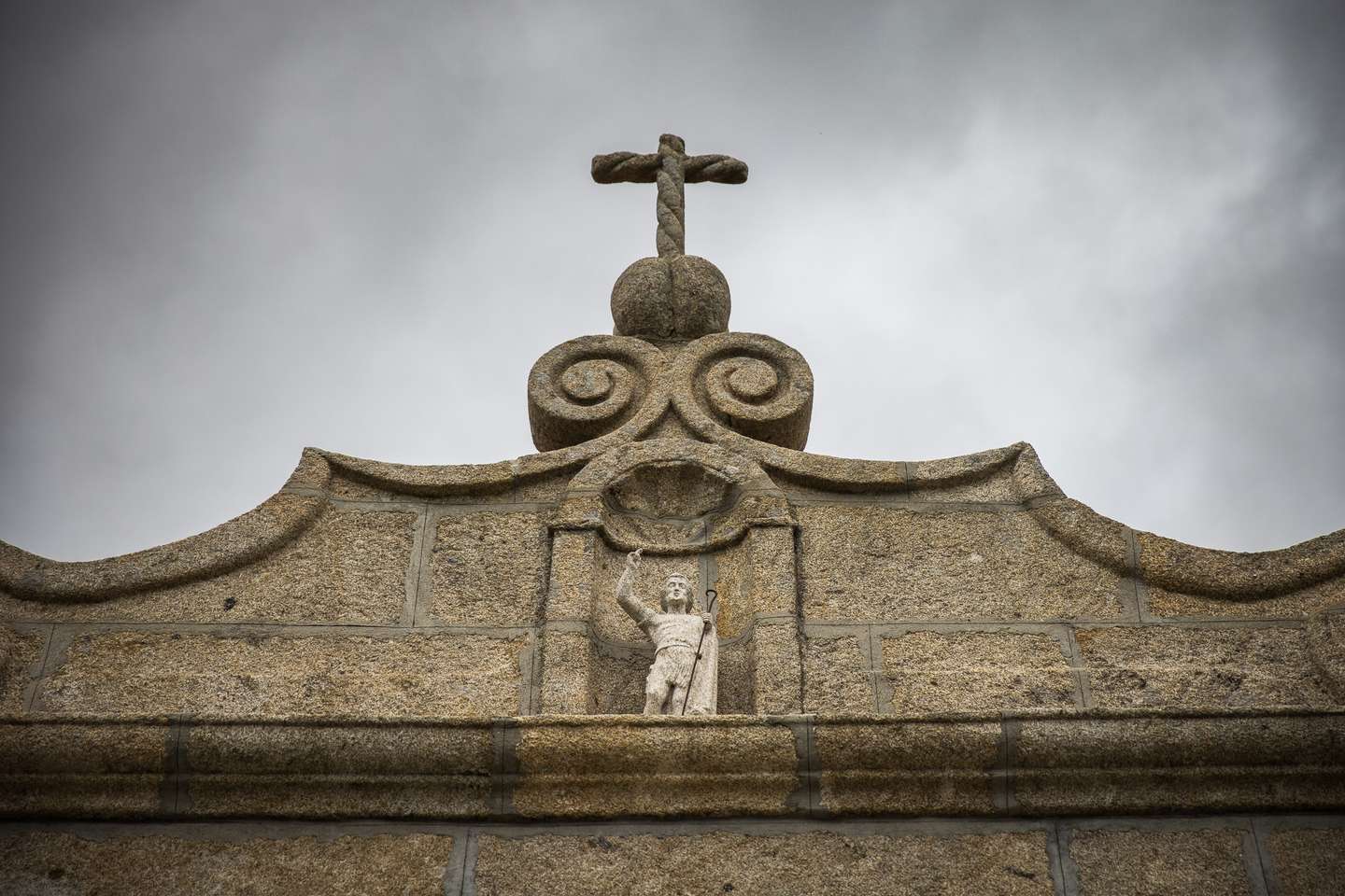 Reportagem sobre lendas populares portuguesas em Algoso, Vimioso, Bragança. Castelo de Algoso. HENRIQUE CASINHAS/OBSERVADOR