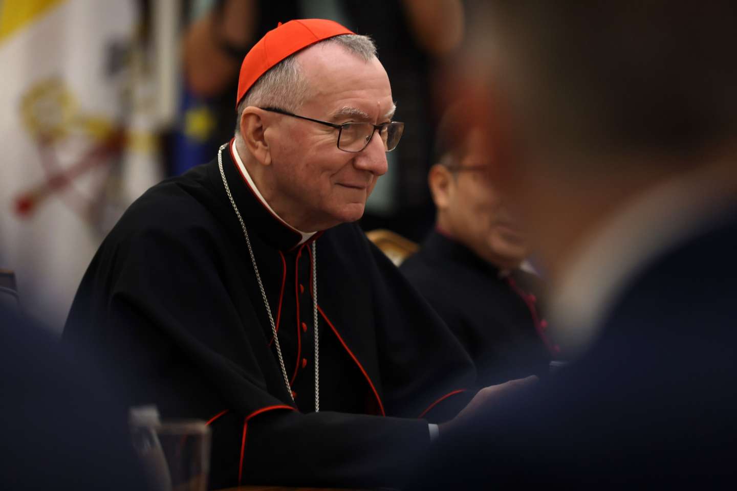 epa11611032 The Holy See Secretary of State, Cardinal Pietro Parolin, attends the meeting with the Serbian president in Belgrade, Serbia, 18 September 2024. Cardinal Parolin is on an official visit to Serbia.  EPA/ANDREJ CUKIC