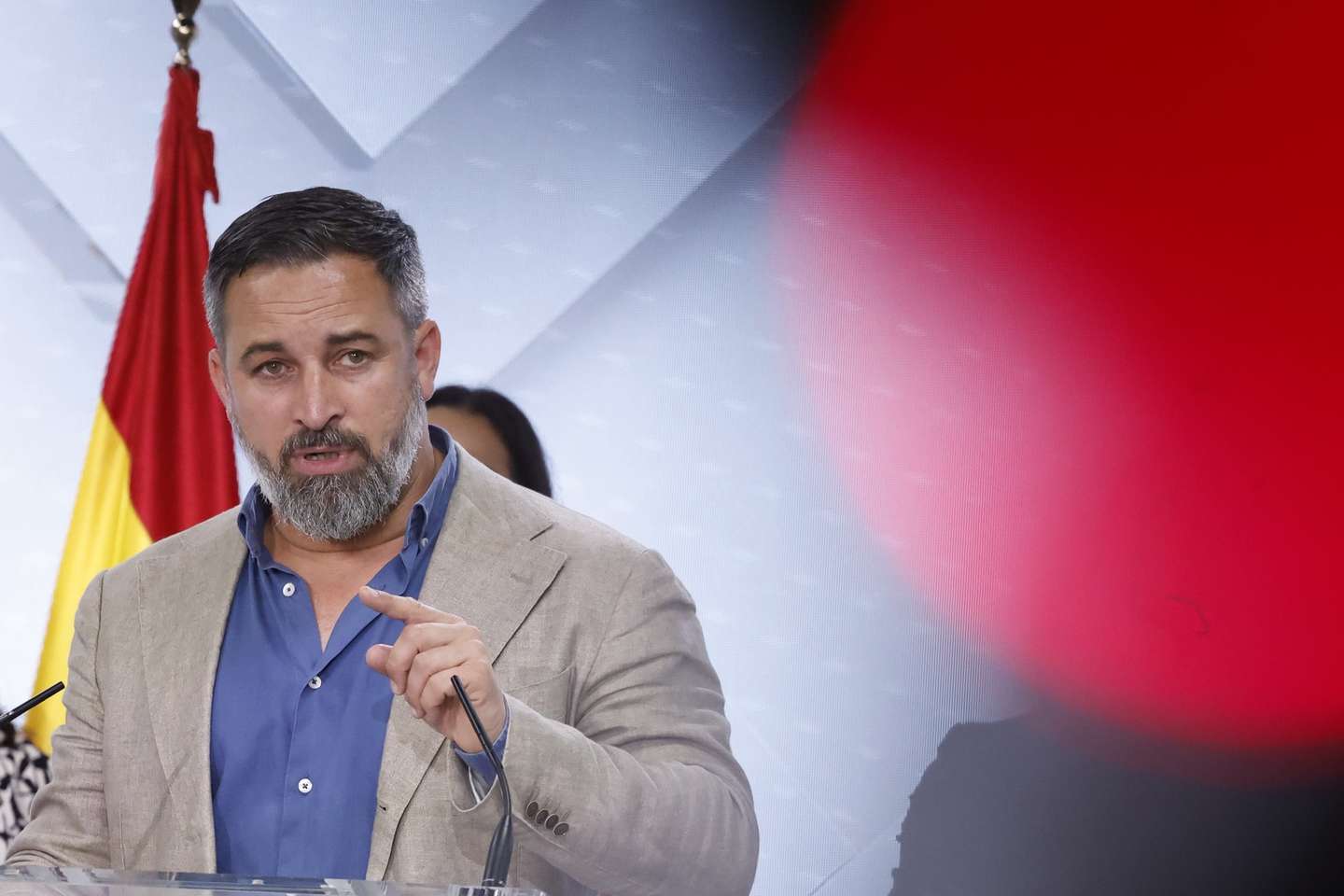 epa11401342 Vox's President Santiago Abascal says he values the European elections results at the party's headquarters in Madrid, Spain, 09 June 2024. The Popular Party won the elections in Spain with 34,2 percent of votes.  EPA/JAVIER LIZON