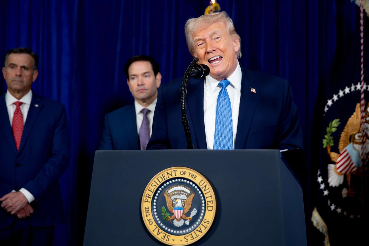 epa12624868 US President Donald Trump speaks during a news conference at the Mar-a-Lago Club in Palm Beach, Florida, USA, 03 January 2026. Venezuelan President Nicolas Maduro has been charged in the US after he was captured and flown out of Venezuela, following a series of airstrikes that mark an extraordinary escalation in the Trump administration's months-long campaign against the country.  EPA/NICOLE COMBEAU / POOL