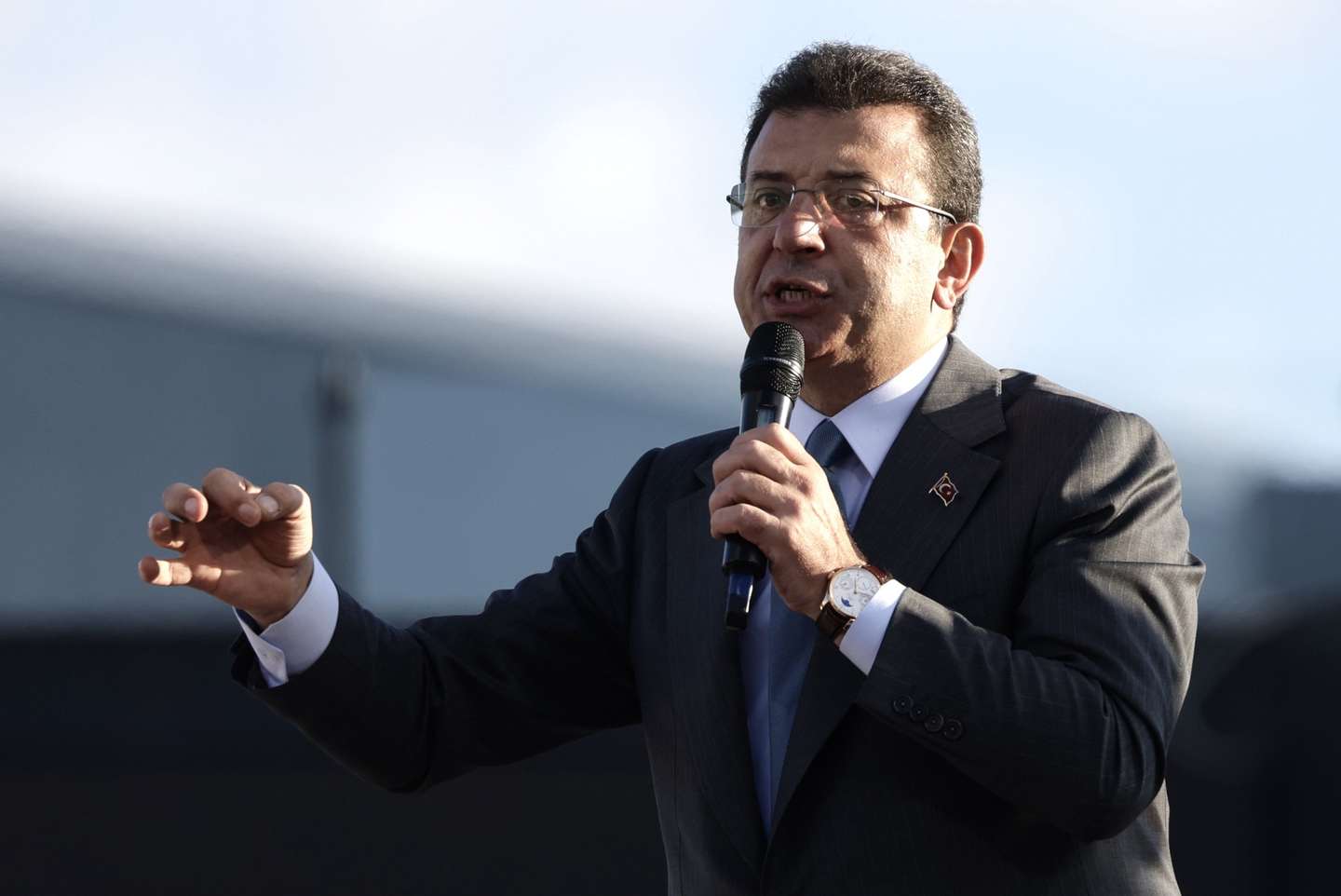 epa11973059 (FILE) Istanbul Mayor Ekrem Imamoglu speaks during a rally of the main opposition Republican People's Party (CHP) following the arrest of Esenyurt mayor Ahmet Ozer, in Istanbul, Turkey, 31 October 2024 (re-issued 19 March 2025). One day after Imamoglu’s university diploma was revoked, Turkish police arrested Istanbul Mayor Ekrem Imamoglu early morning on 19 March along with 100 others as part of an investigation into alleged corruption and terror links, according to a statement by the Istanbul chief public prosecutor.  EPA/ERDEM SAHIN