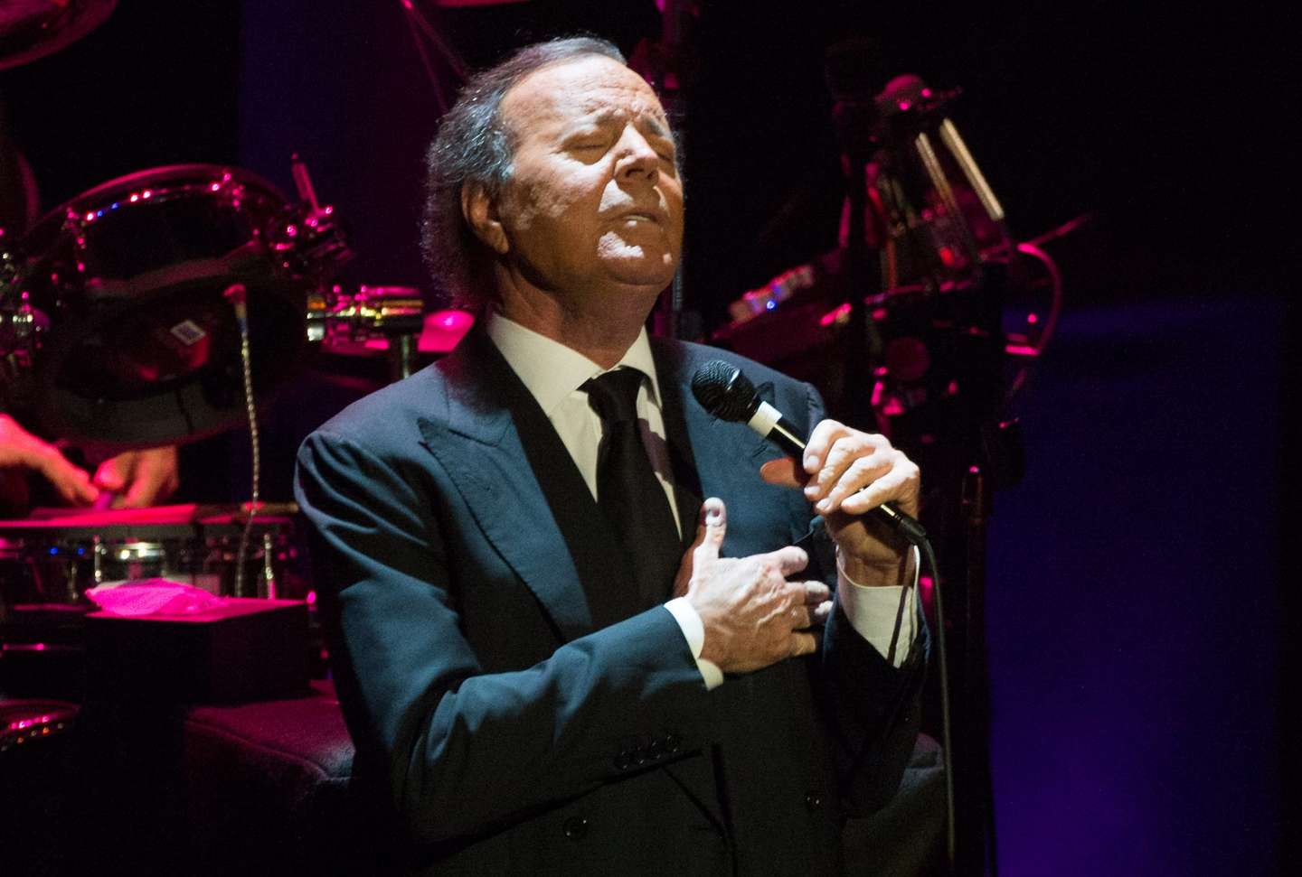 Na madrugada de quarta-feira, Julio Iglesias,
