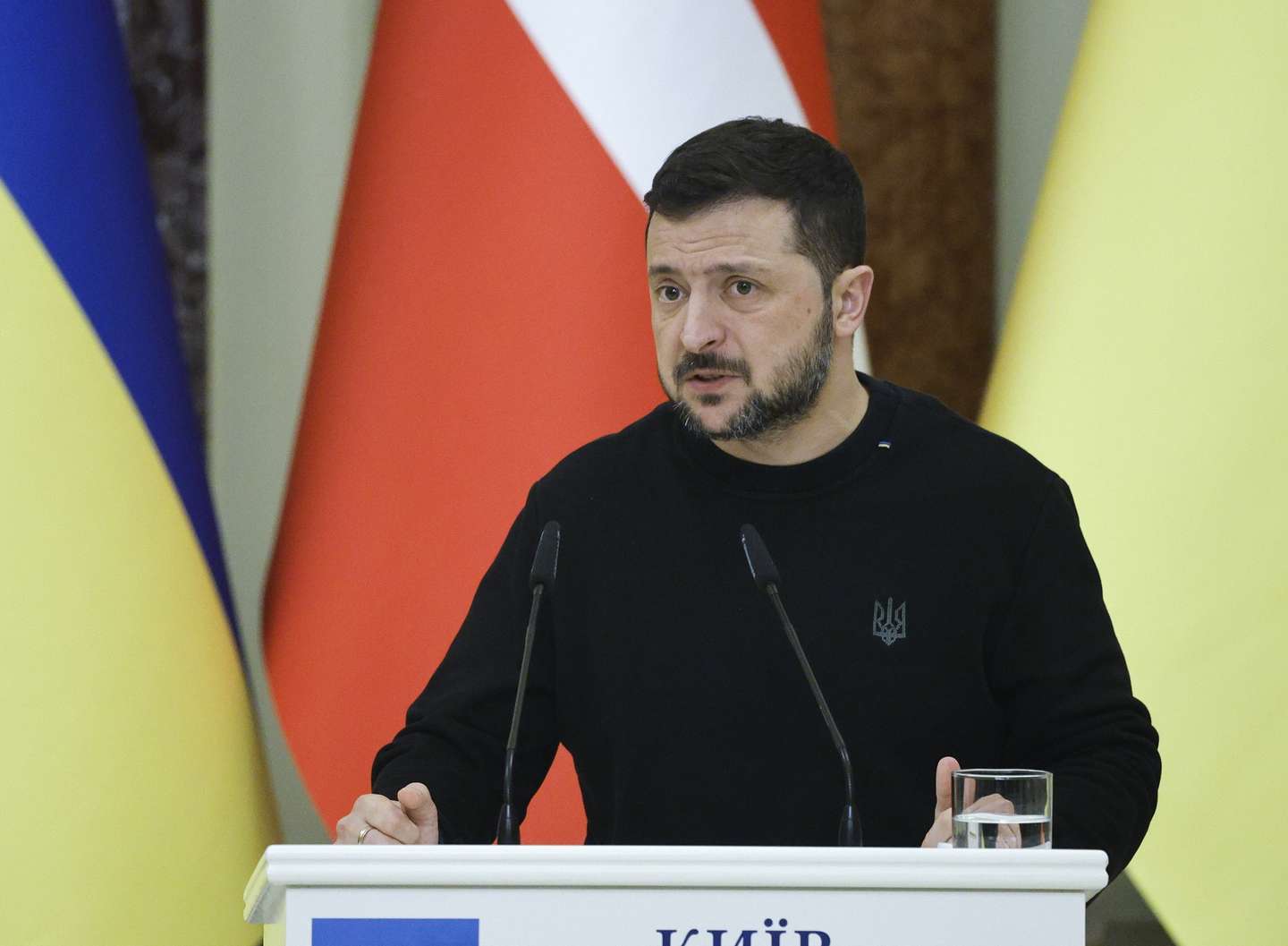 epa11729711 Ukrainian President Volodymyr Zelensky addresses a joint press conference with Danish Prime Minister Frederiksen after their meeting in Kyiv, Ukraine, 19 November 2024. A new aid package from Denmark worth 130 million euro will support the development of Ukrainian missiles and drones, Ukrainian President Zelensky announced on 19 November, following his meeting with the Danish prime minister. Frederiksen is on an official visit to Ukraine as the country marks 1,000 days since Russia's full-scale invasion.  EPA/SERGEY DOLZHENKO