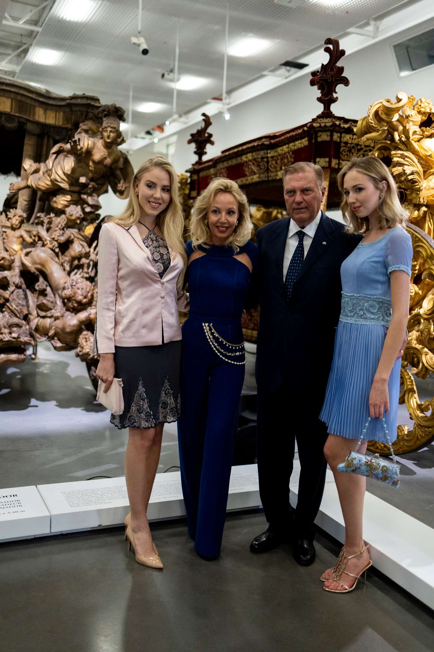 Maria Carolina, Camilla, Carlos e Maria Chiara de Bourbon e Duas Sicilias
