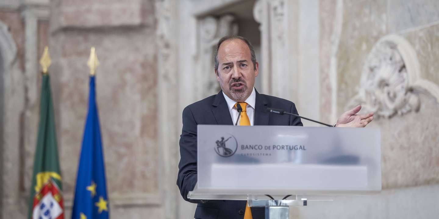 O governador do Banco de Portugal, Álvaro Santos Pereira, durante conferência de imprensa de apresentação do Boletim Económico (março 2026), no Museu do Dinheiro, em Lisboa, 25 de março de 2026. JOSÉ SENA GOULÃO/LUSA