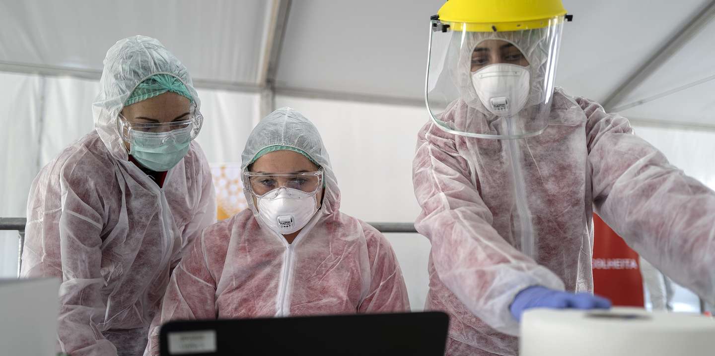 O município de Braga e a InvestBraga, em coordenação com a Administração de Saúde do Norte (ARSN) e com a Unilabs Portugal,  criou um Centro de Rastreio para despistagem do COVID-19. A colheita de amostras para rastreio da doença destina-se preferencialmente a cidadãos suspeitos de infecção e previamente referenciados pelo Serviço Nacional de Saúde (SNS).23 Março 2020.HUGO DELGADO/LUSA