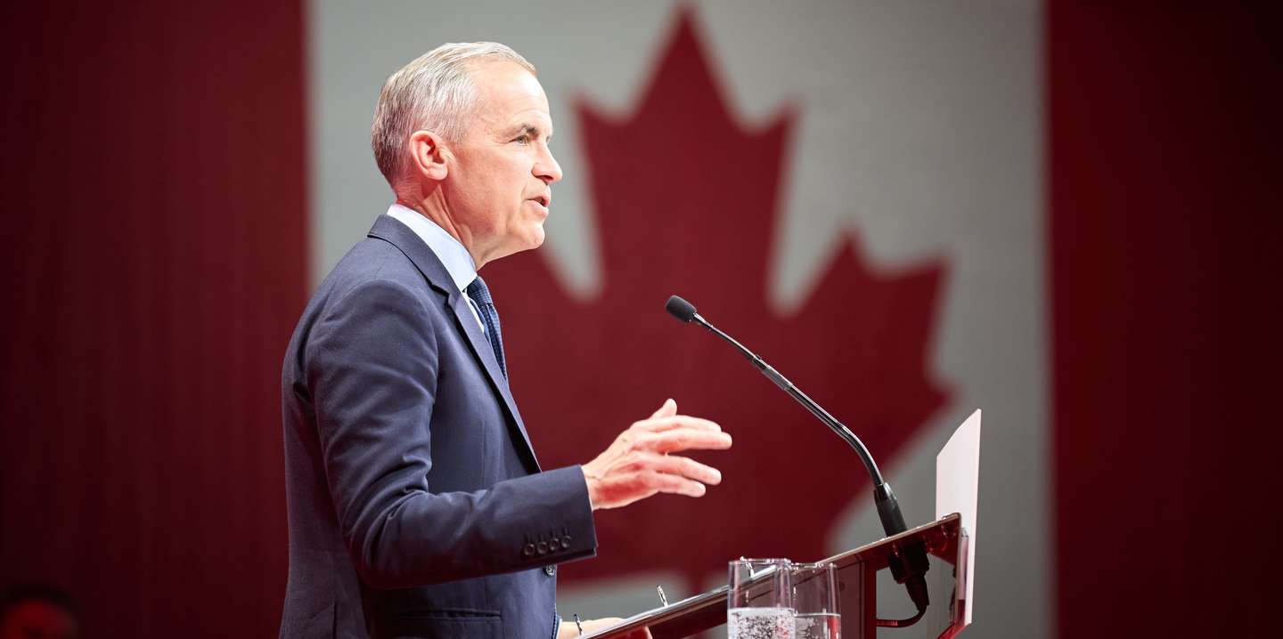 epa12061711 Canadian Prime Minister Mark Carney delivers his speech at the Liberal Party election night event in Ottawa, Ontario, Canada, 28 April 2025. Carney was elected prime minister after Canadians went to the polls earlier in the day.  EPA/ERIC REID