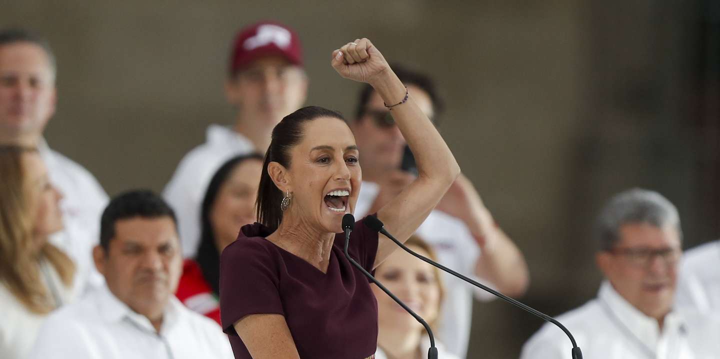 epa11378598 Presidential candidate of the Morena Party, Claudia Sheinbaum, speaks during a campaign event in the Zocalo of Mexico City, Mexico, 29 May 2024. Mexico is scheduled to hold general elections on 02 June 2024.  EPA/Isaac Esquivel