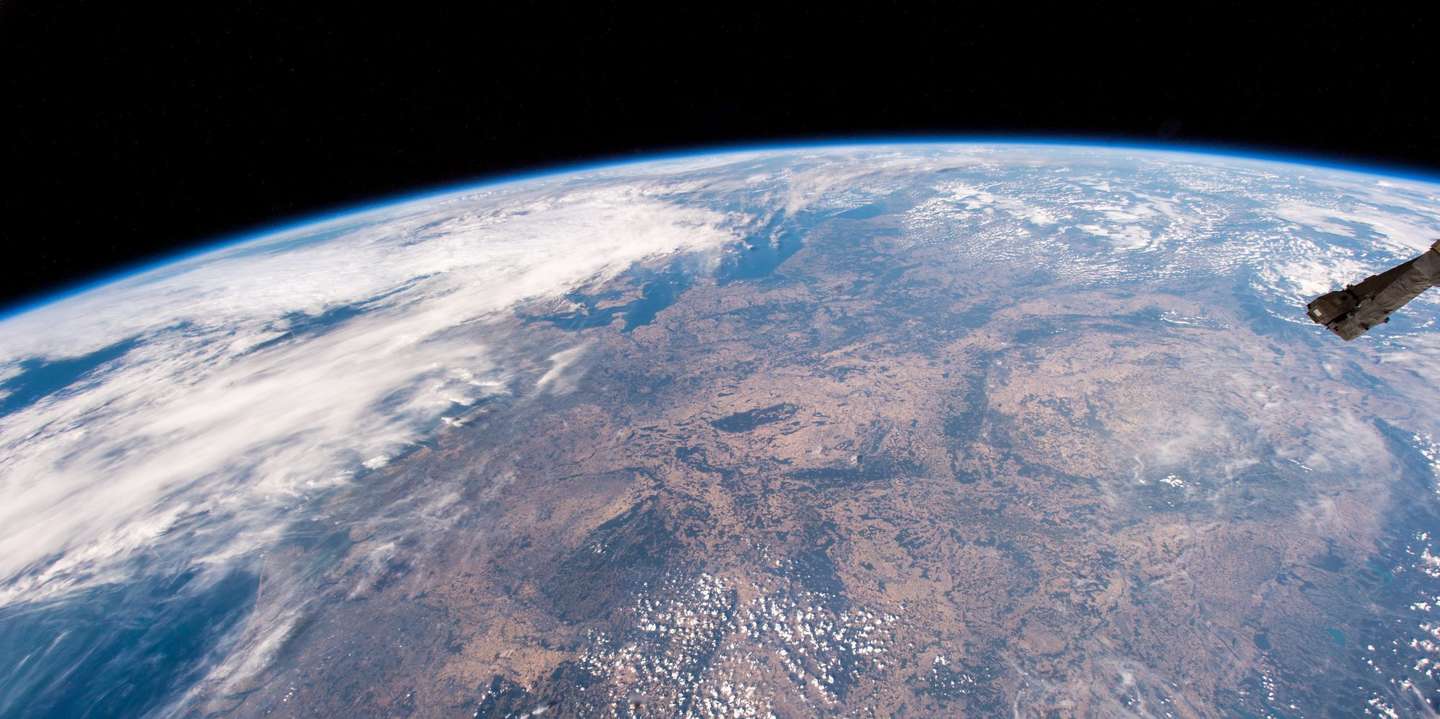 Manuel Ferreira estava no seu emprego de "sonho" e a equipa habituou-se a entregrar-lhe os projetos impossíveis. O último era o desenvolvimento de um novo tipo de combustível espacial