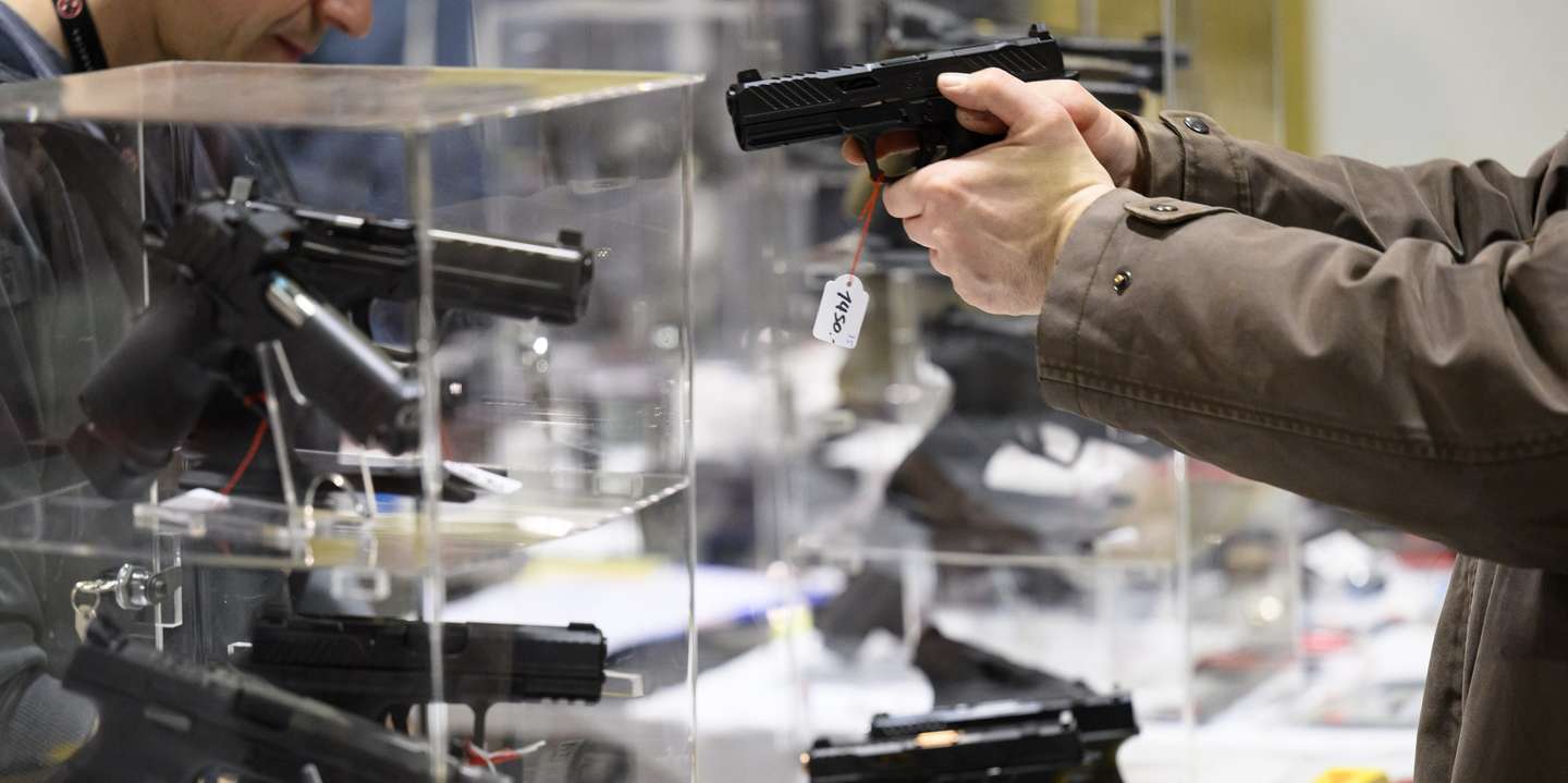 Receitas de principais fornecedores de armas do mundo caíram em 2022