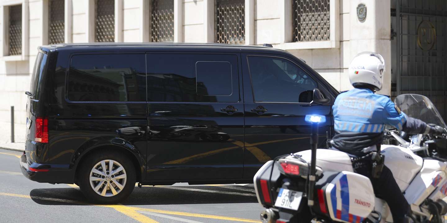 A Police car transports four detained people, among them the entrepreneur and president of Benfica Luis Filipe Vieira, arrives at the Central Court of Criminal Instruction to be heard in the first judicial questioning following his detention on Wednesday as part of an investigation into alleged crimes of swindling, tax fraud, and money laundering, in Lisbon, Portugal, 08 July 2021. Luis Filipe Vieira is one of four people detained, who, according to the Central Department of Investigation and Prosecution (DCIAP), are suspected of being involved in "business and financing in a total amount exceeding 100 million euros, which may have entailed high losses for the state and for some of the companies". MIGUEL A. LOPES/LUSA