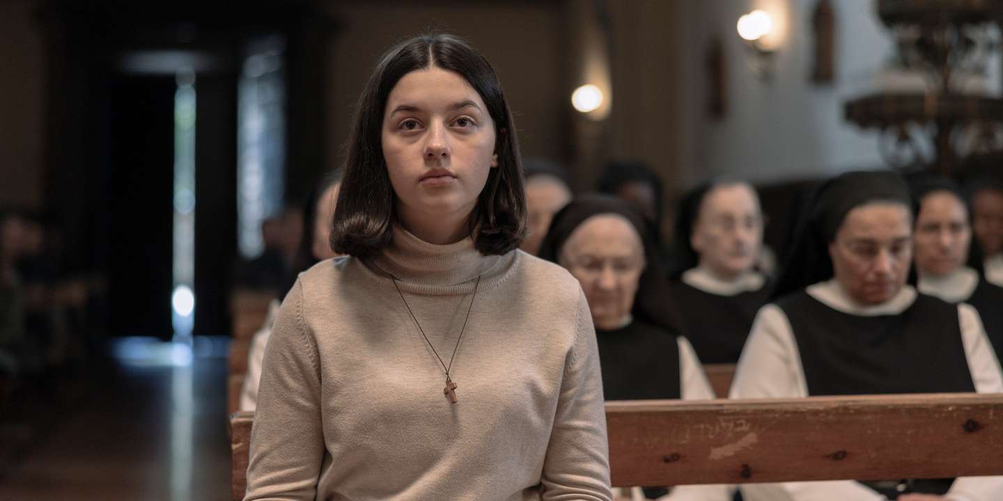 "Blanca Soroa é uma novidade, uma actriz debutante. Foi escolhida após um longo processo de casting. Nunca tinha feito cinema. Impressionou-me pela sua extrema sensibilidade, pelo seu fino trato", diz-nos a realizadora