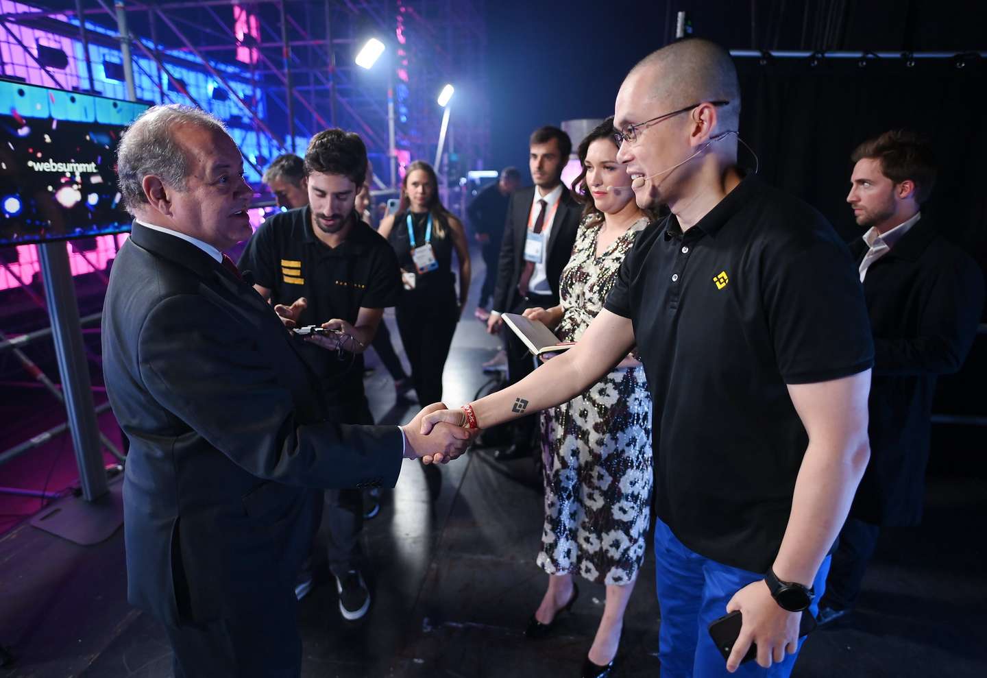 Changpeng Zhao, da Binance, com António Costa Silva, ministro da Economia.