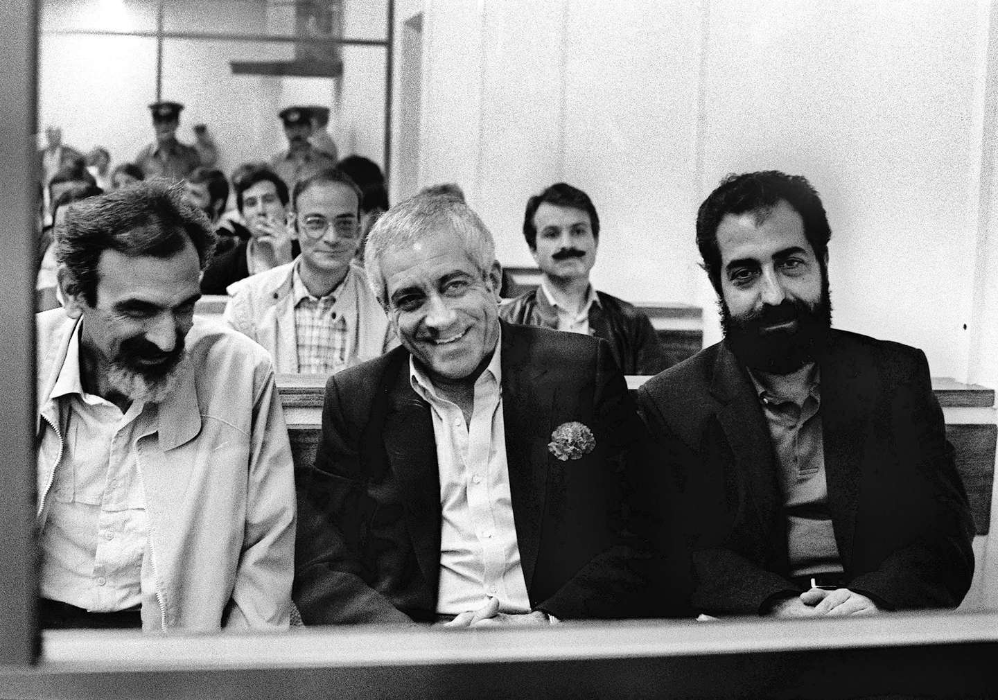 JULGAMENTO DO CASO FP-25 NO TRIBUNAL DE MONSANTO. DA ESQUERDA PARA DIREITA: CESAR ESCUMALHA, OTELO SARAIVA DE CARVALHO E PEDRO GOULART. LUSA MANUEL MOURA