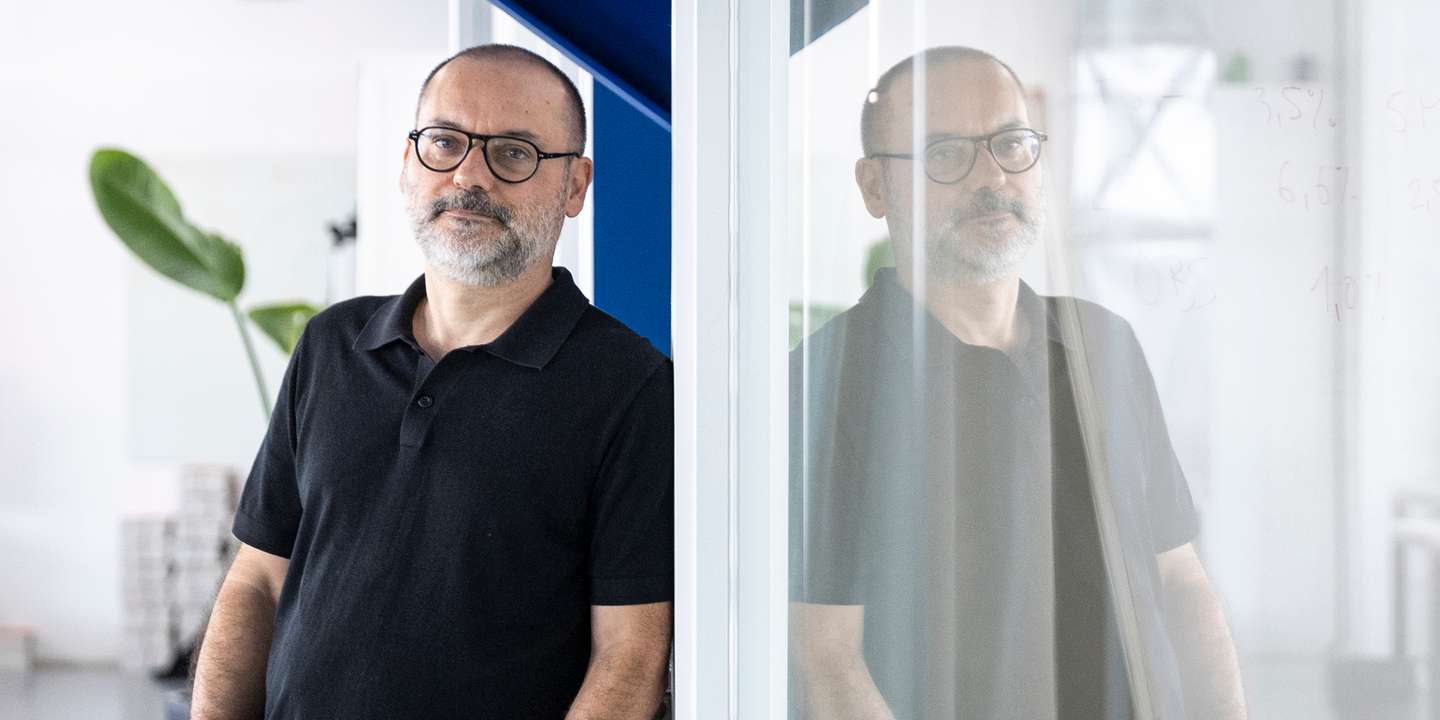 O ex-secretário de Estado dos Assuntos Fiscais, Sérgio Vasques, não está de luto pelo fim do regime de residentes não habituais e defende solução que não discrimine os nacionais