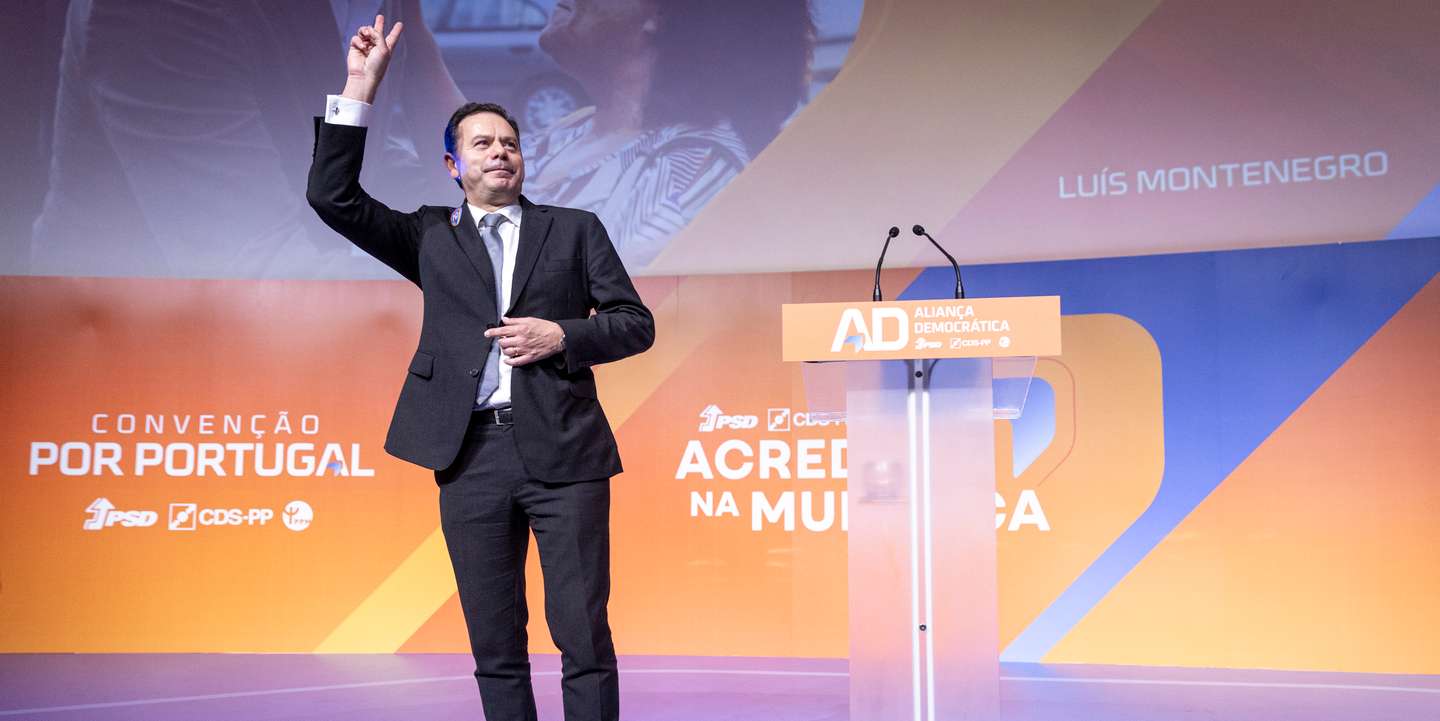 Luís Montenegro, líder da AD, apresentou o programa económico. Mais tarde apresentará o programa completo.