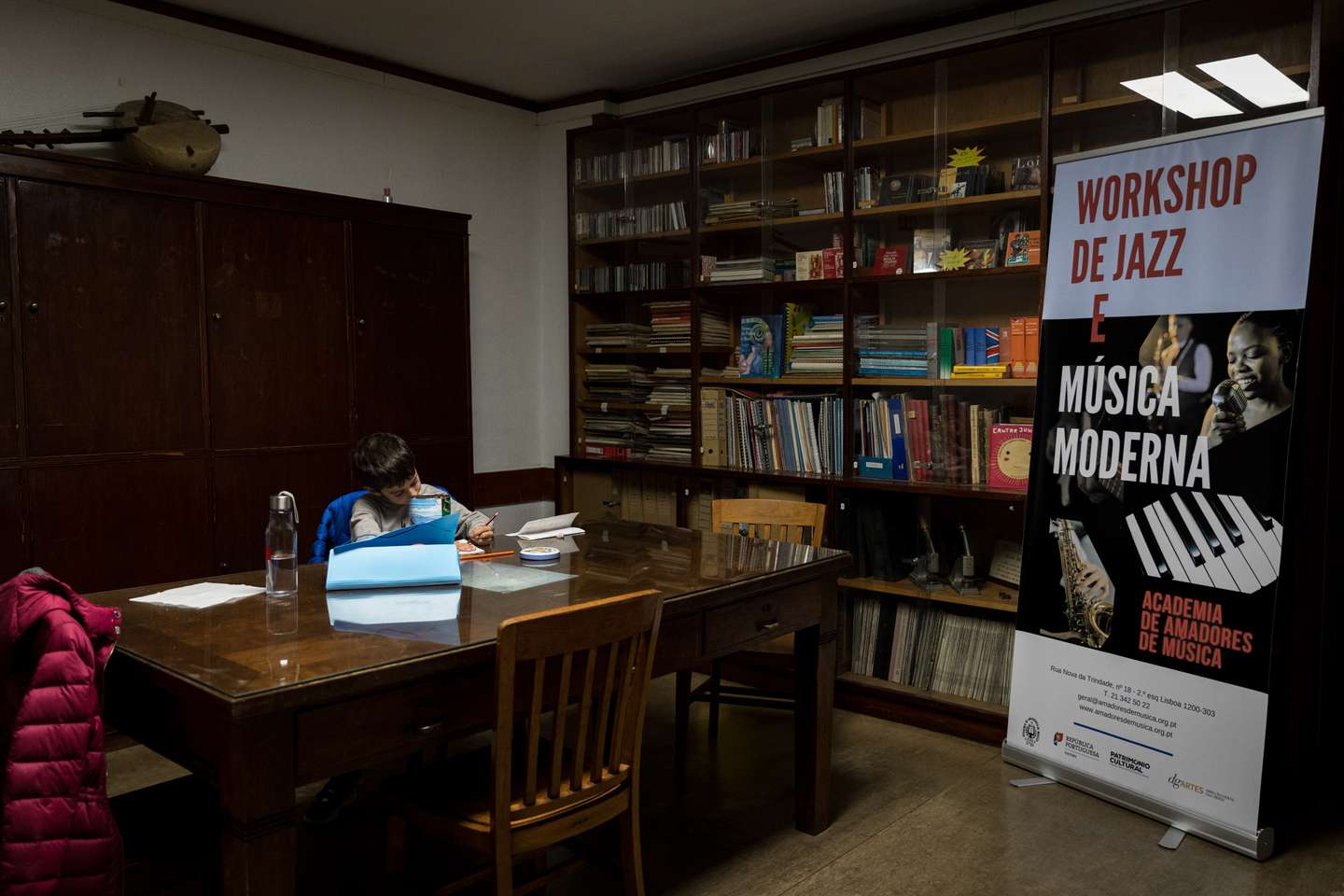 Reportagem na Academia de Amadores de Música, na Rua Nova da Trindade, onde se encontram sediados há bastantes anos. Neste momento, receberam a informaçõa que vão ter de abandonar o espaço e procurar uma nova casa. 24 de Fevereiro de 2022 Academia de Amadores de Música, Lisboa FRANCISCO ROMÃO PEREIRA/OBSERVADOR
