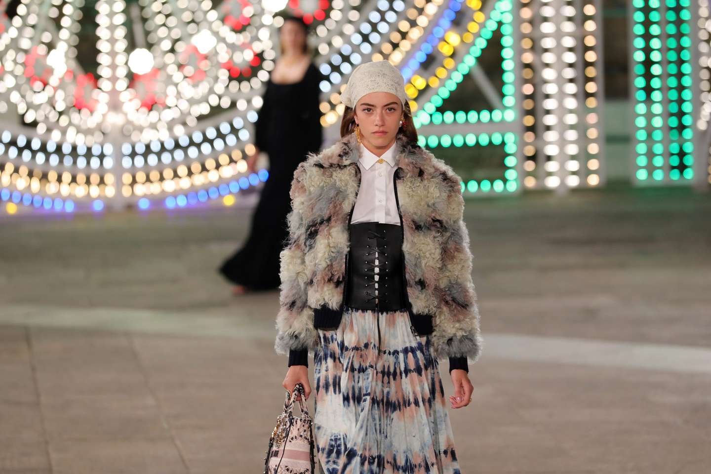 Dior Cruise 2021 - Runway