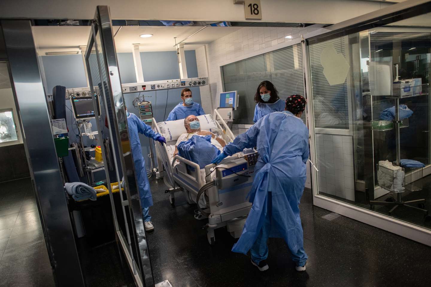 Barcelona Hospital Takes Recovering Coronavirus Patients To The Seaside