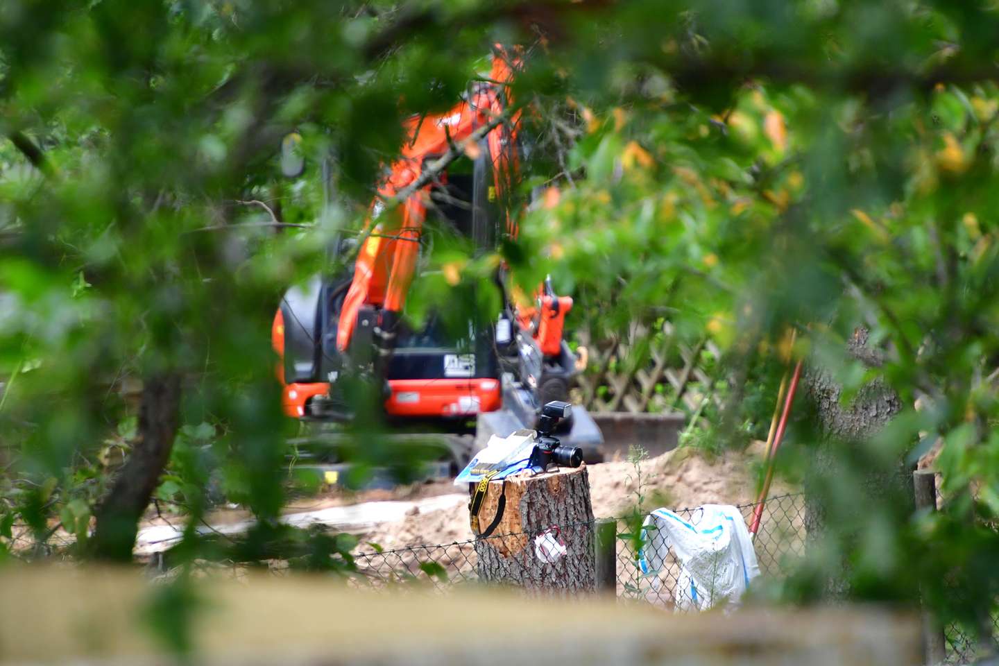 German Police Search Property Of Suspect In Disappearance Of Madeleine McCann