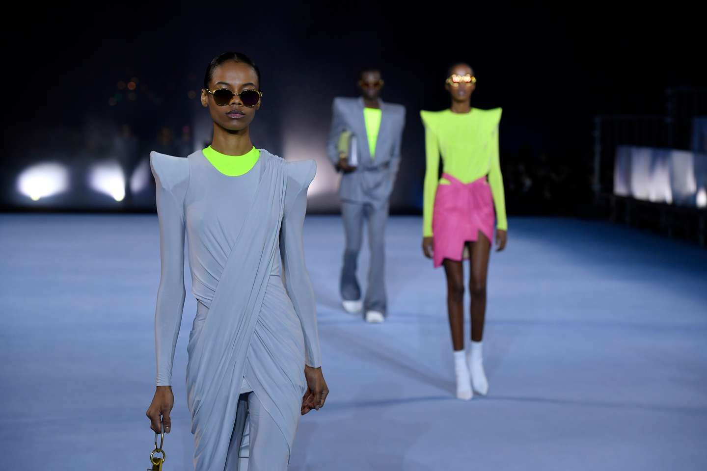 Balmain : Runway - Paris Fashion Week - Womenswear Spring/Summer 2021