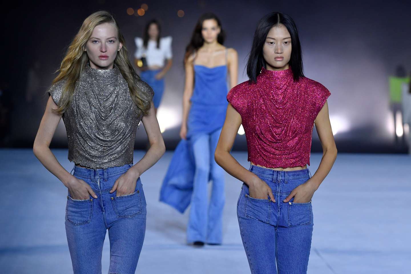 Balmain : Runway - Paris Fashion Week - Womenswear Spring/Summer 2021