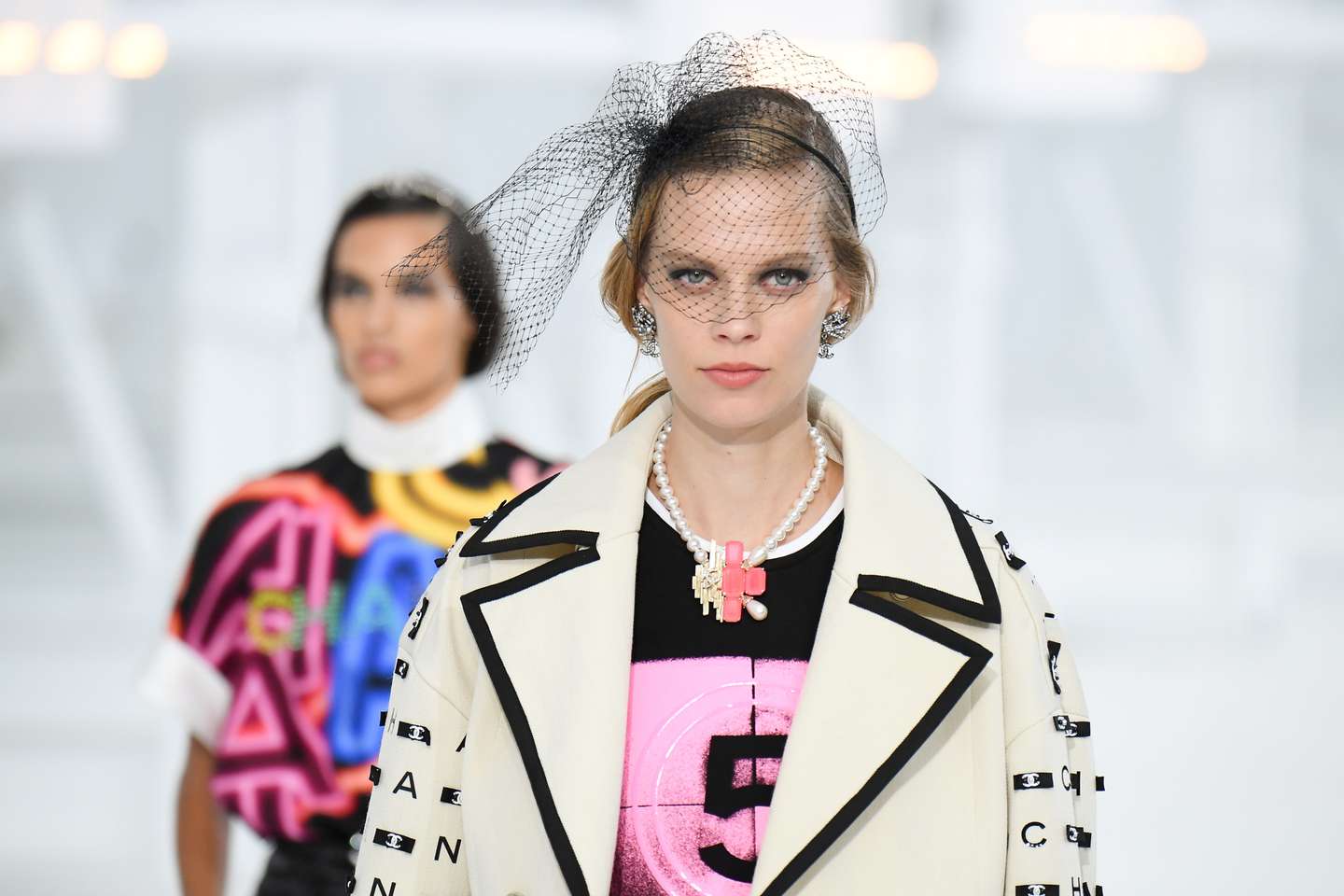 Chanel : Runway - Paris Fashion Week - Womenswear Spring Summer 2021