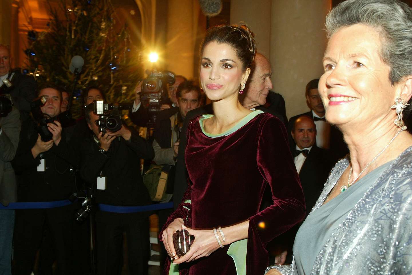 Queen Rania Al-Abdallah of Jordan Attends Child Abuse Foundation Gala