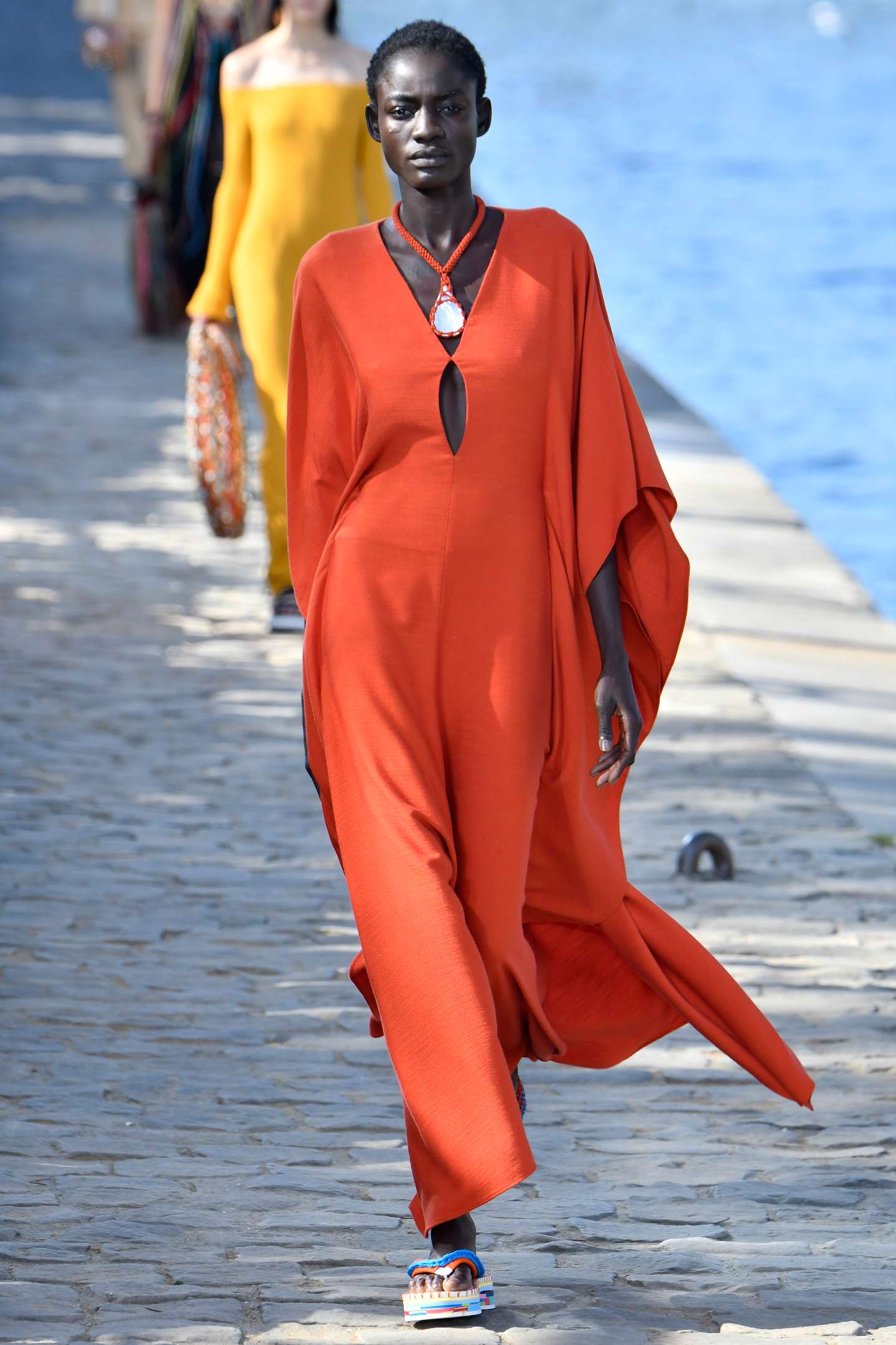 Chloe - Runway - Spring/Summer 2022 Paris Fashion Week