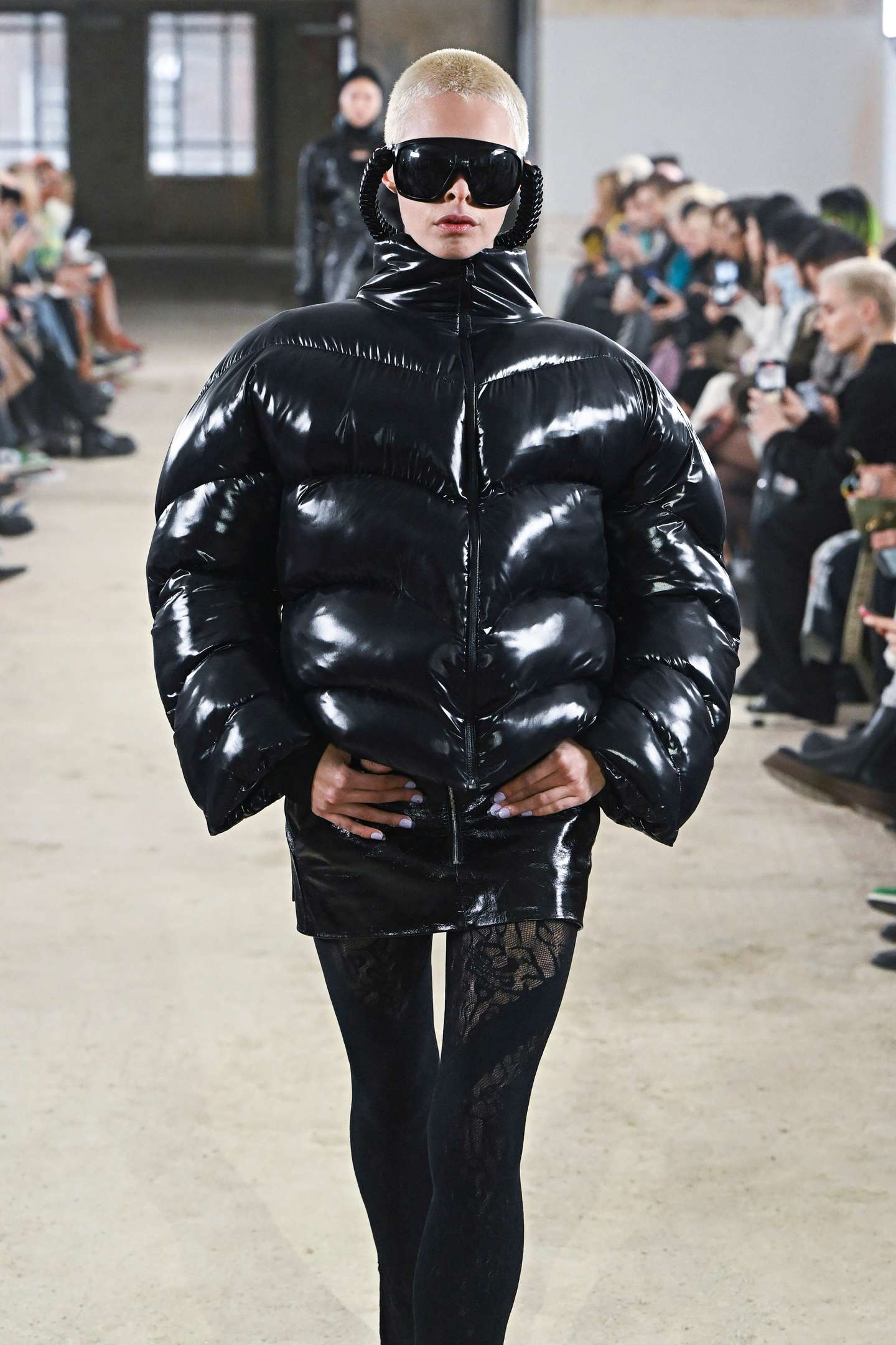 Poster Girl - Runway - Fall/Winter 2022-2023