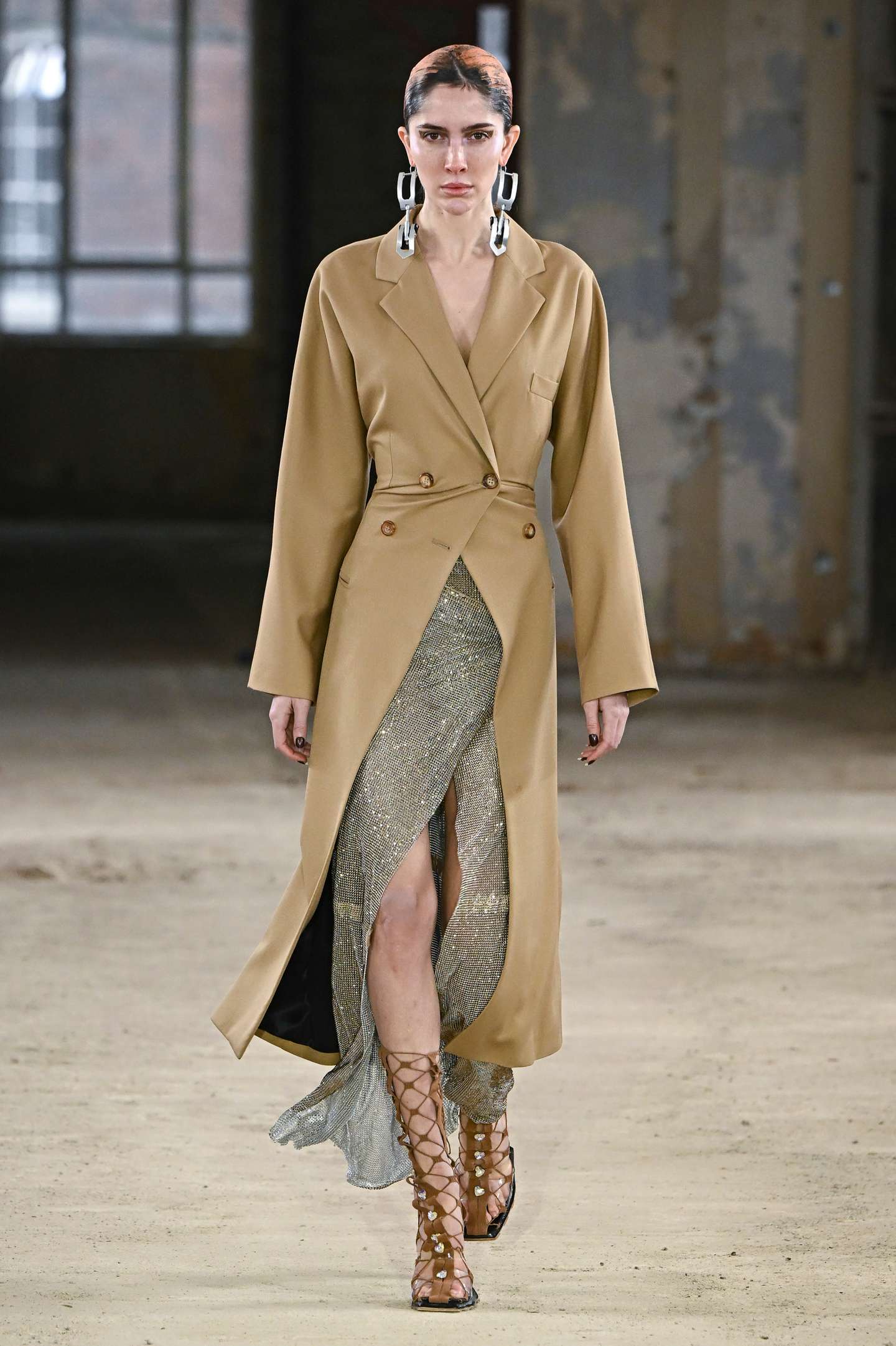 Poster Girl - Runway - Fall/Winter 2022-2023