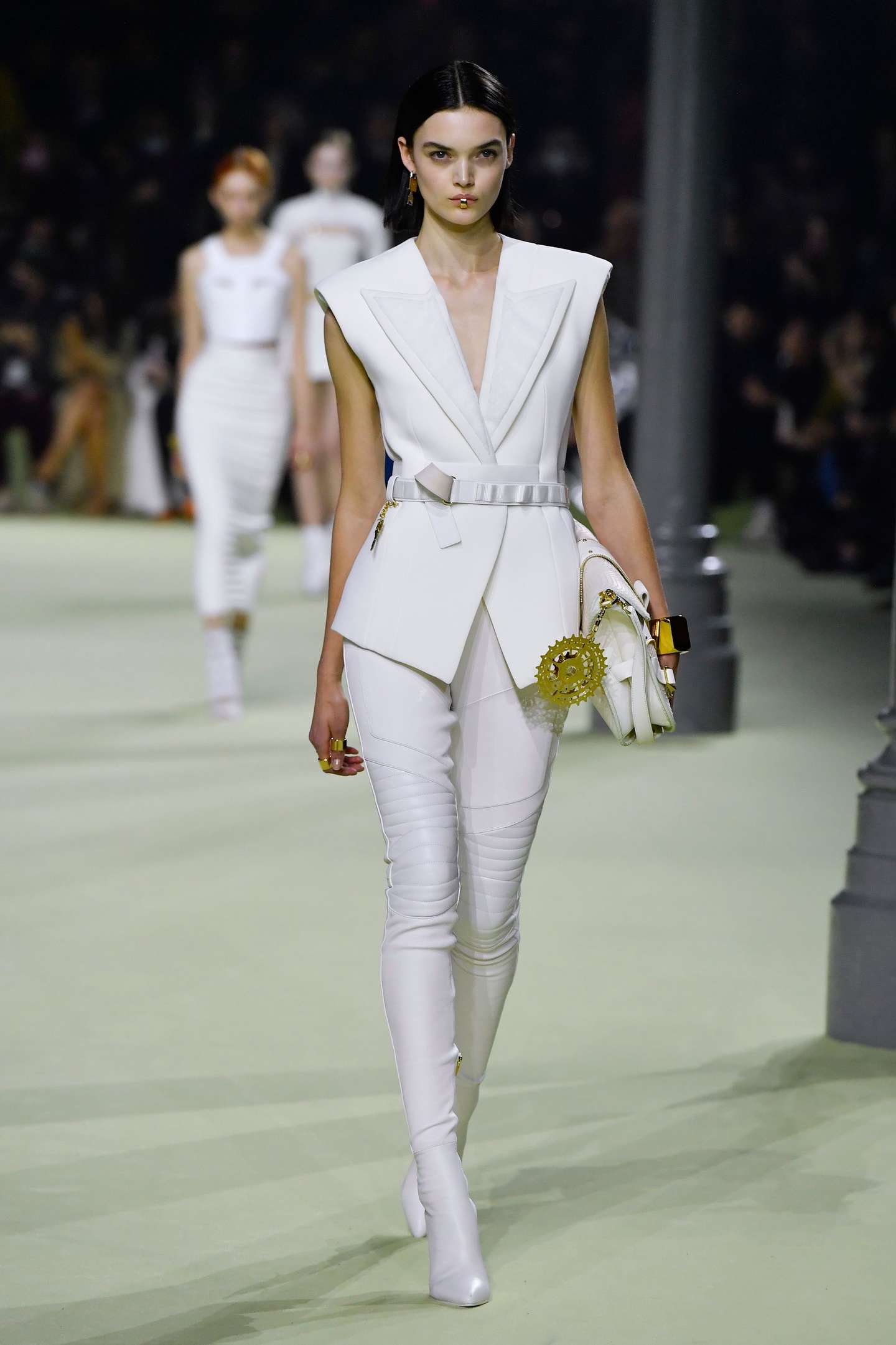 Balmain - Runway - Fall/Winter 2022-2023 Paris Fashion Week
