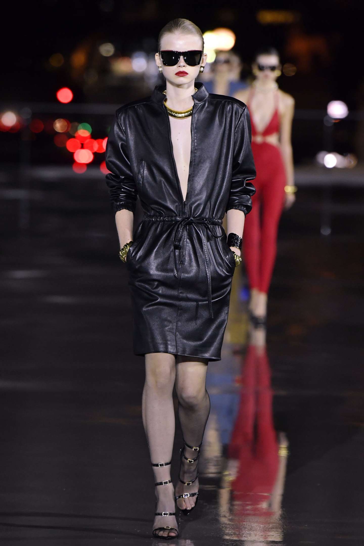 Saint Laurent : Runway - Paris Fashion Week - Womenswear Spring Summer 2022