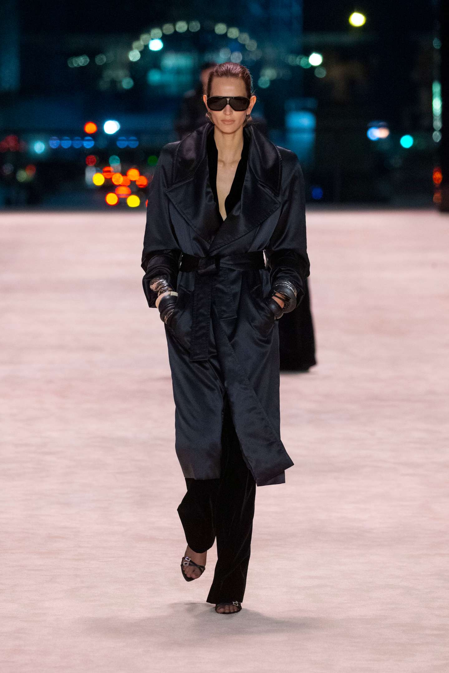 Saint Laurent - Runway - Fall/Winter 2022-2023 Paris Fashion Week