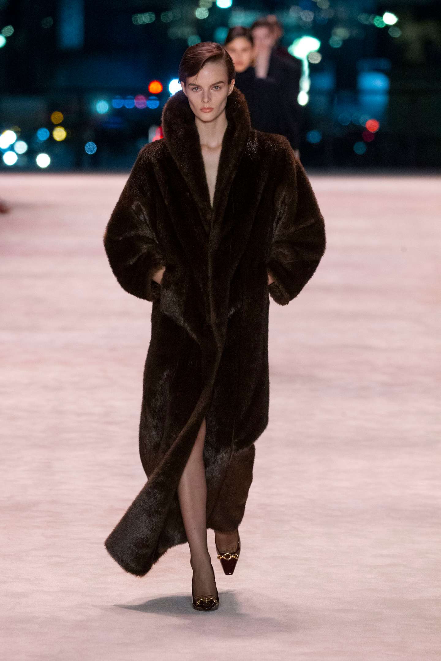 Saint Laurent - Runway - Fall/Winter 2022-2023 Paris Fashion Week