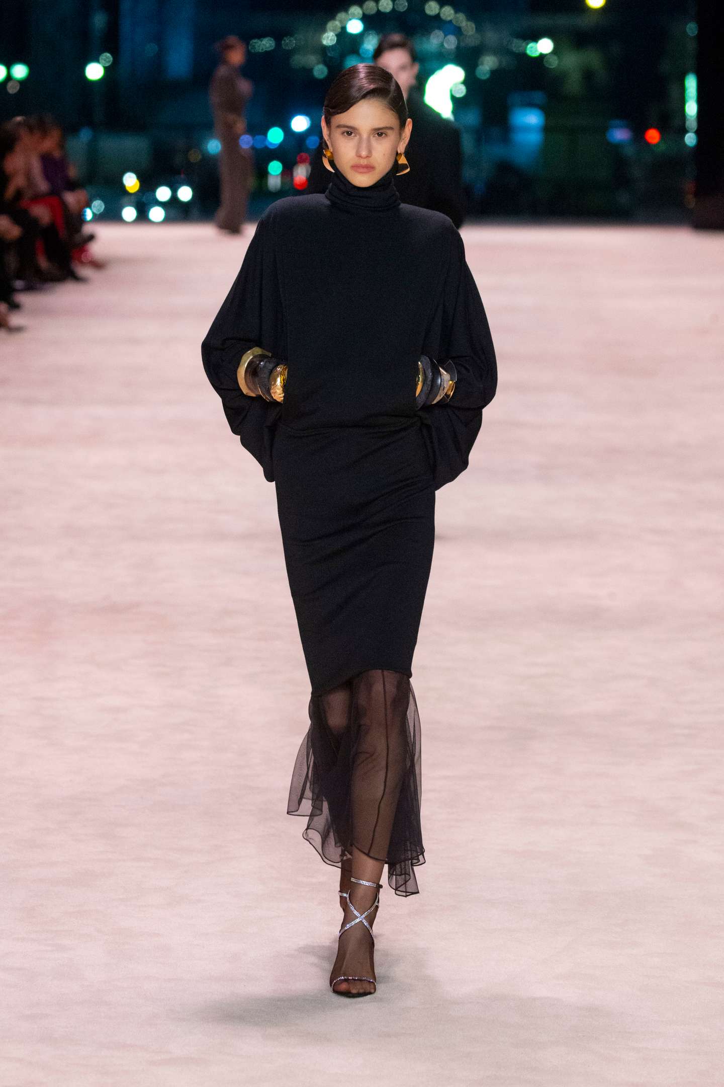 Saint Laurent - Runway - Fall/Winter 2022-2023 Paris Fashion Week