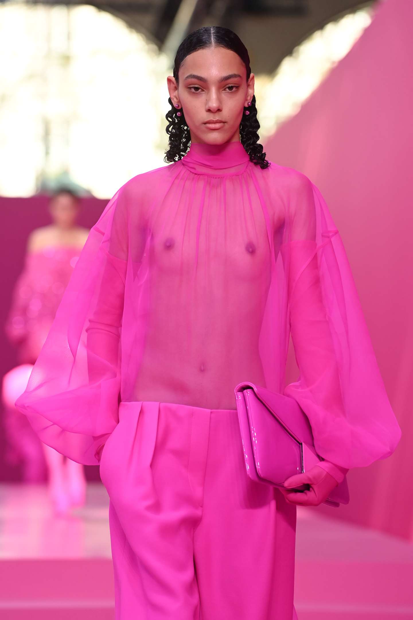 Valentino : Runway - Paris Fashion Week - Womenswear F/W 2022-2023